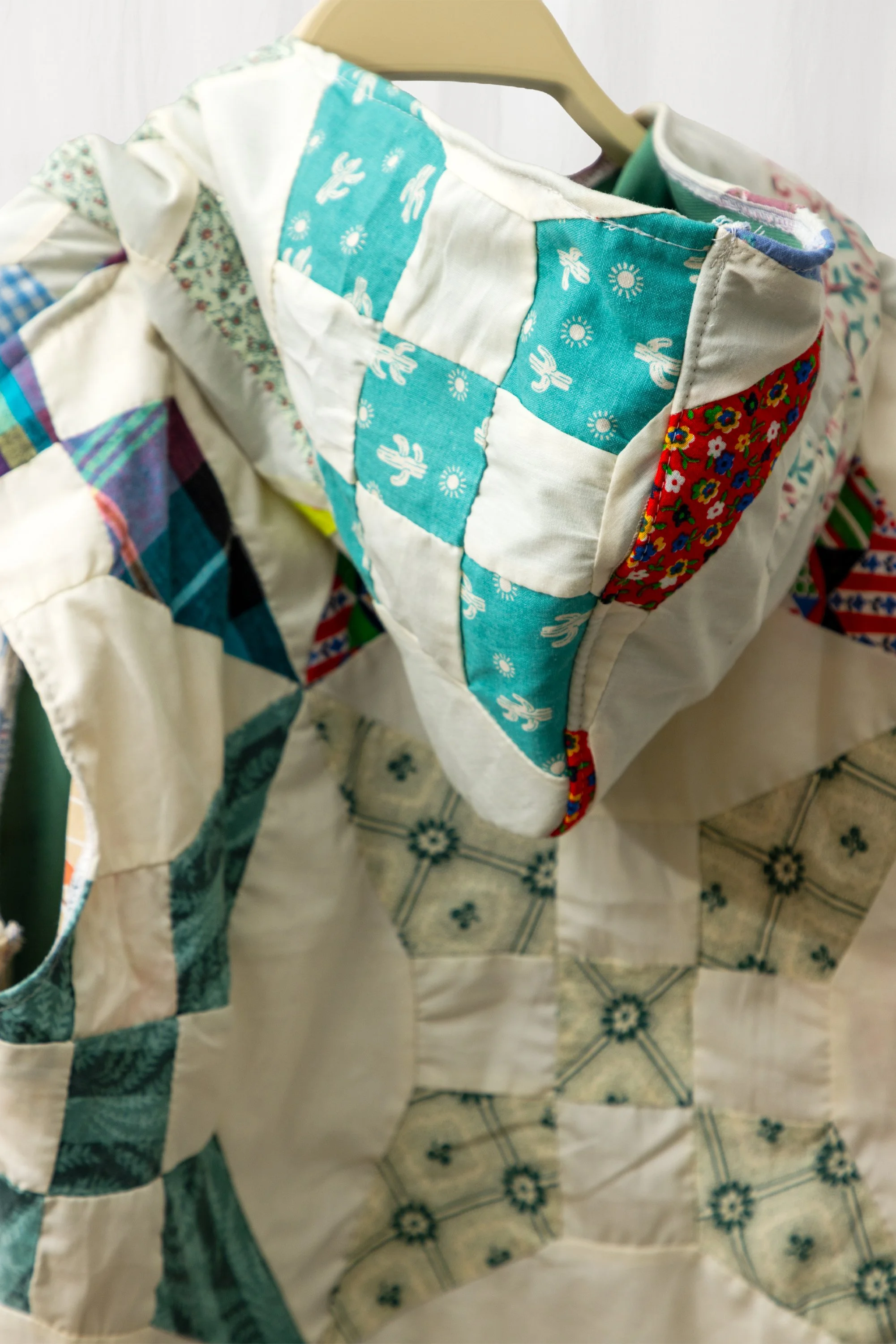 KATIE_STORE_VEST_DAY_TRIP_STUDIO_03.jpg