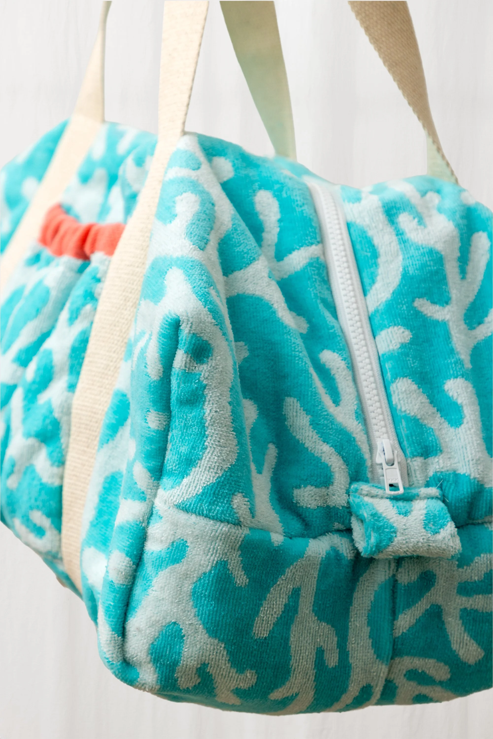 KATIE_STORE_BAG_BLUE_CORAL_STUDIO_03.jpg