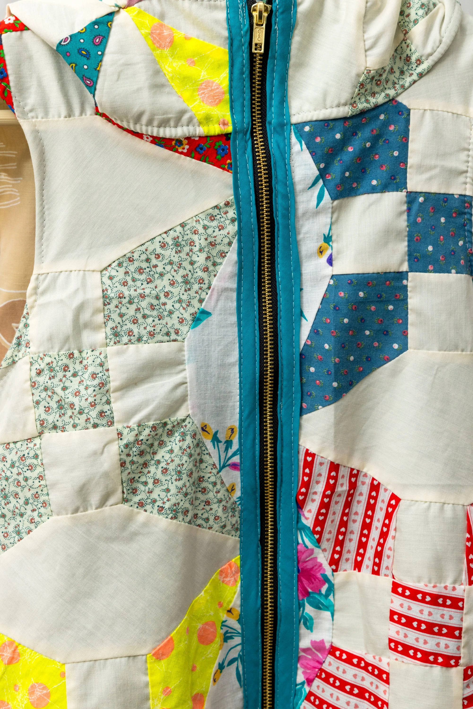 KATIE_STORE_VEST_DAY_TRIP_STUDIO_05.jpg