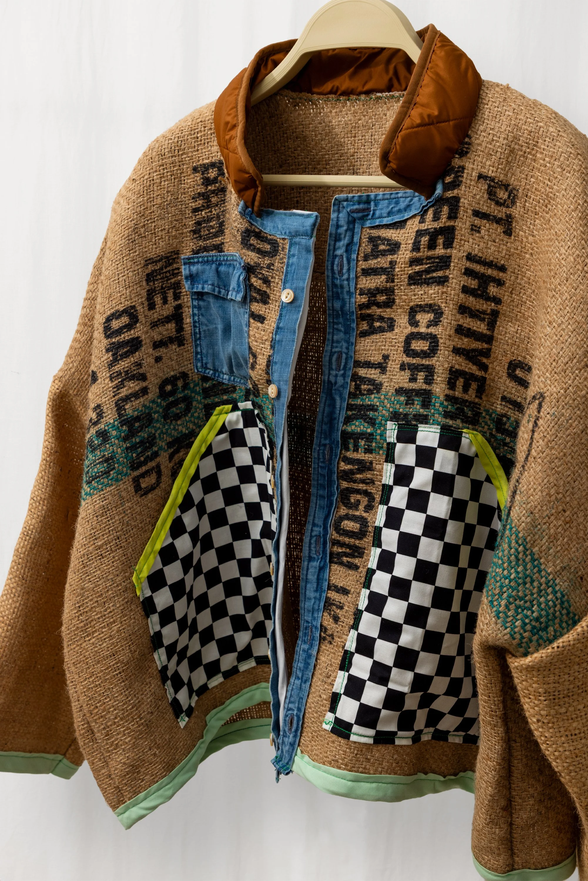 KATIE_STORE_JACKET_BURLAP_CHECKERED_STUDIO_06.jpg