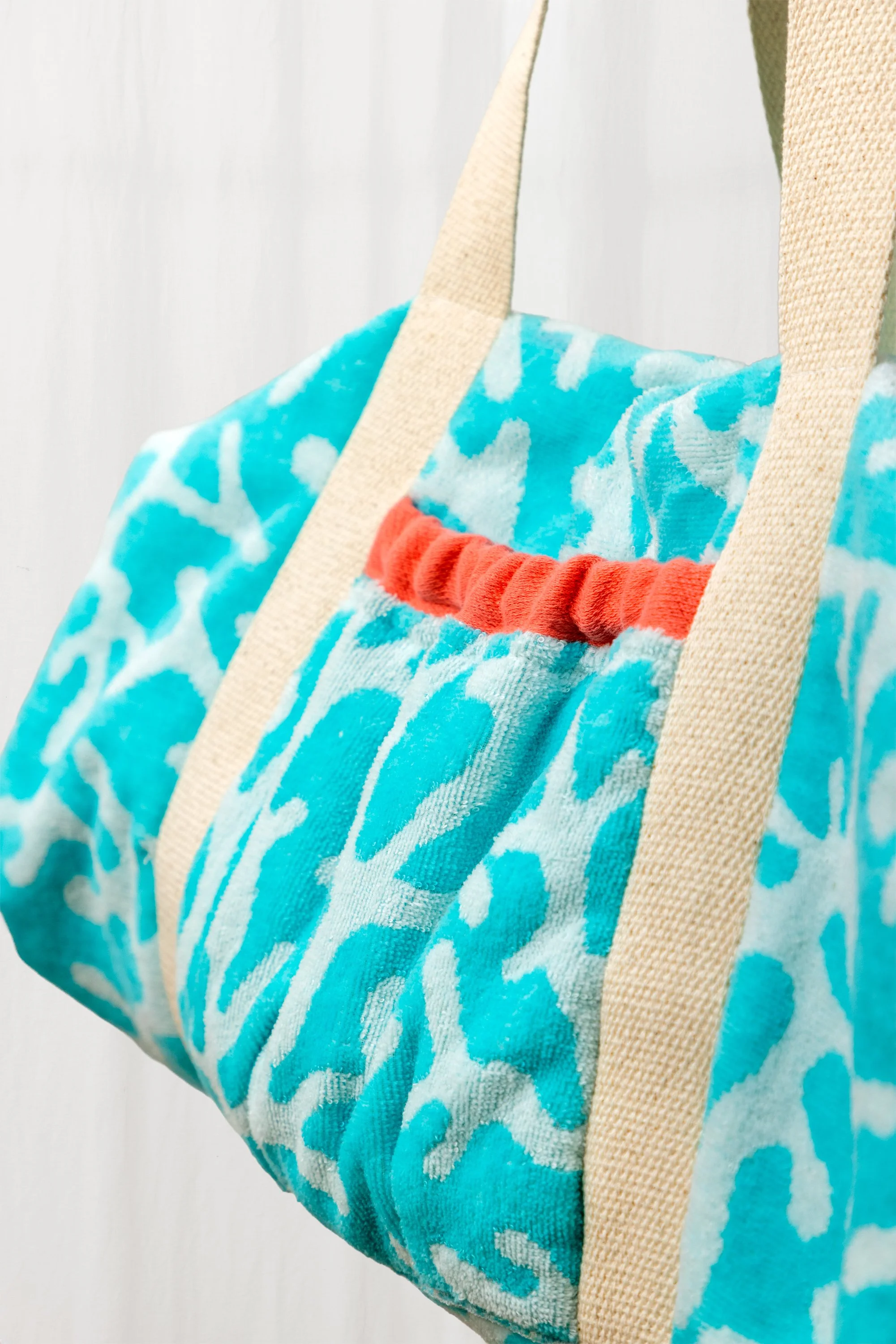 KATIE_STORE_BAG_BLUE_CORAL_STUDIO_02.jpg