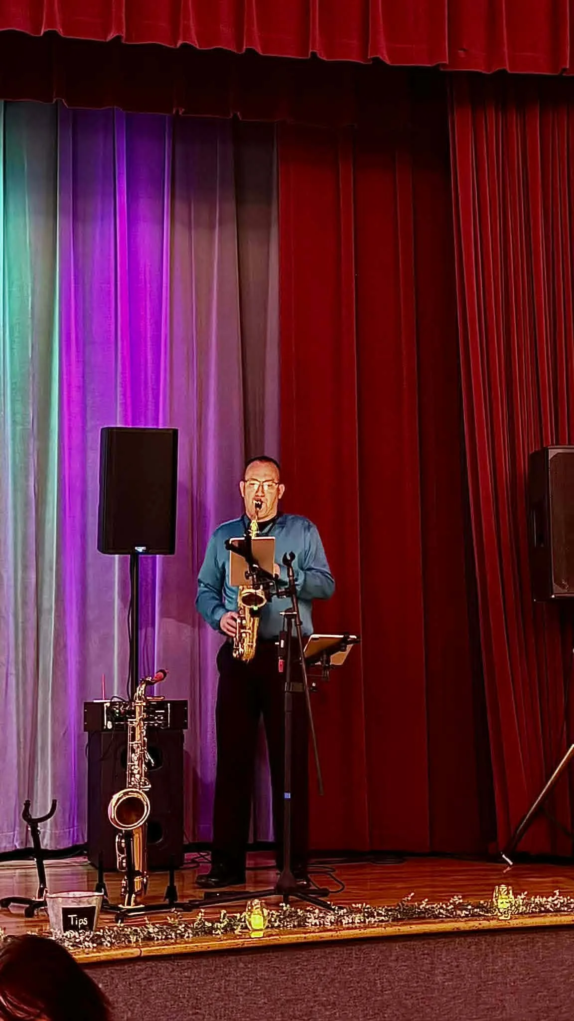Image of a saxaphonist 