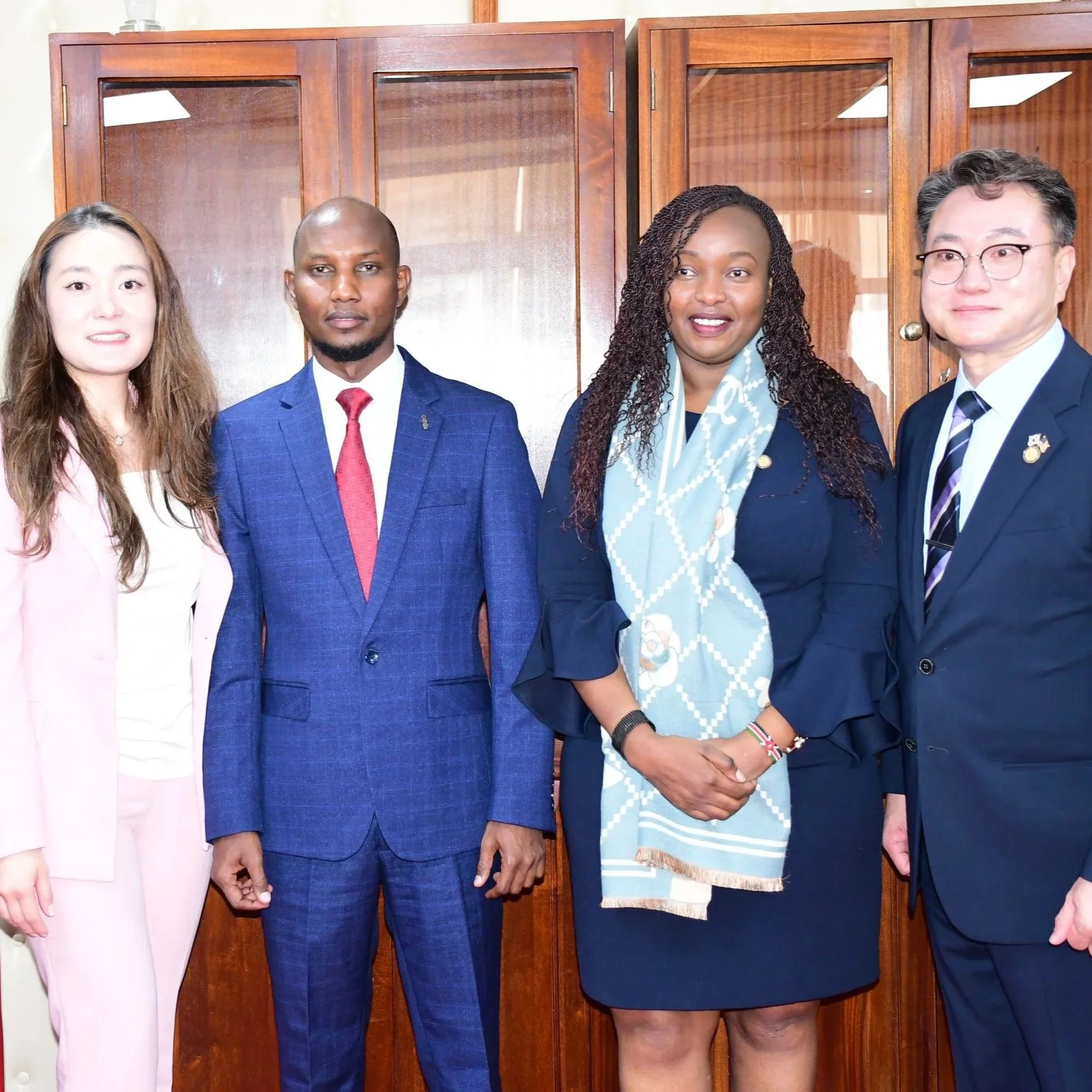 Picture with Principal Secretary for the State Department for Devolution in Kenya
Ft. Dr. Cristina Lee (USA Global Youth Leader Representative), Mr Michael Lenasalon (PS for Devolution in Kenya), Captain Dr. Ikuah (USKAA & GYLN Kenya Chapter Presiden