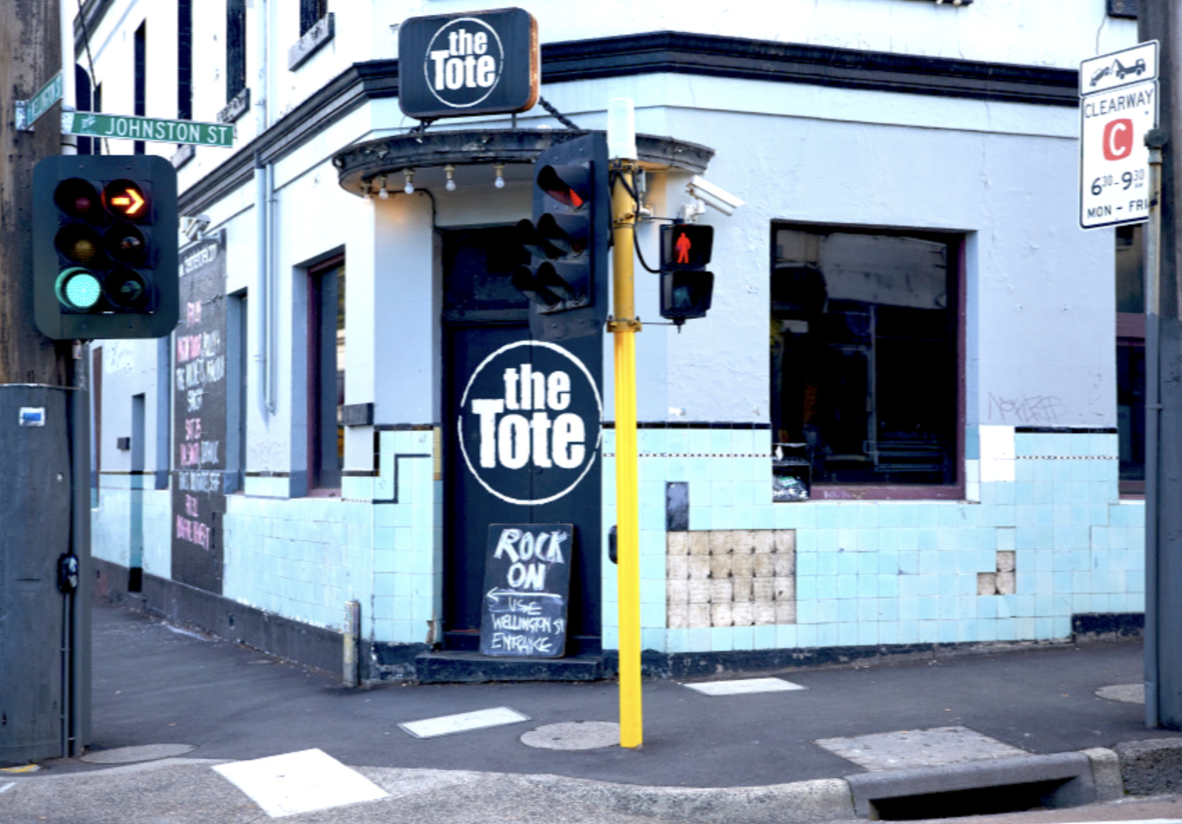 tote-hotel-broadsheet-melbourne.png