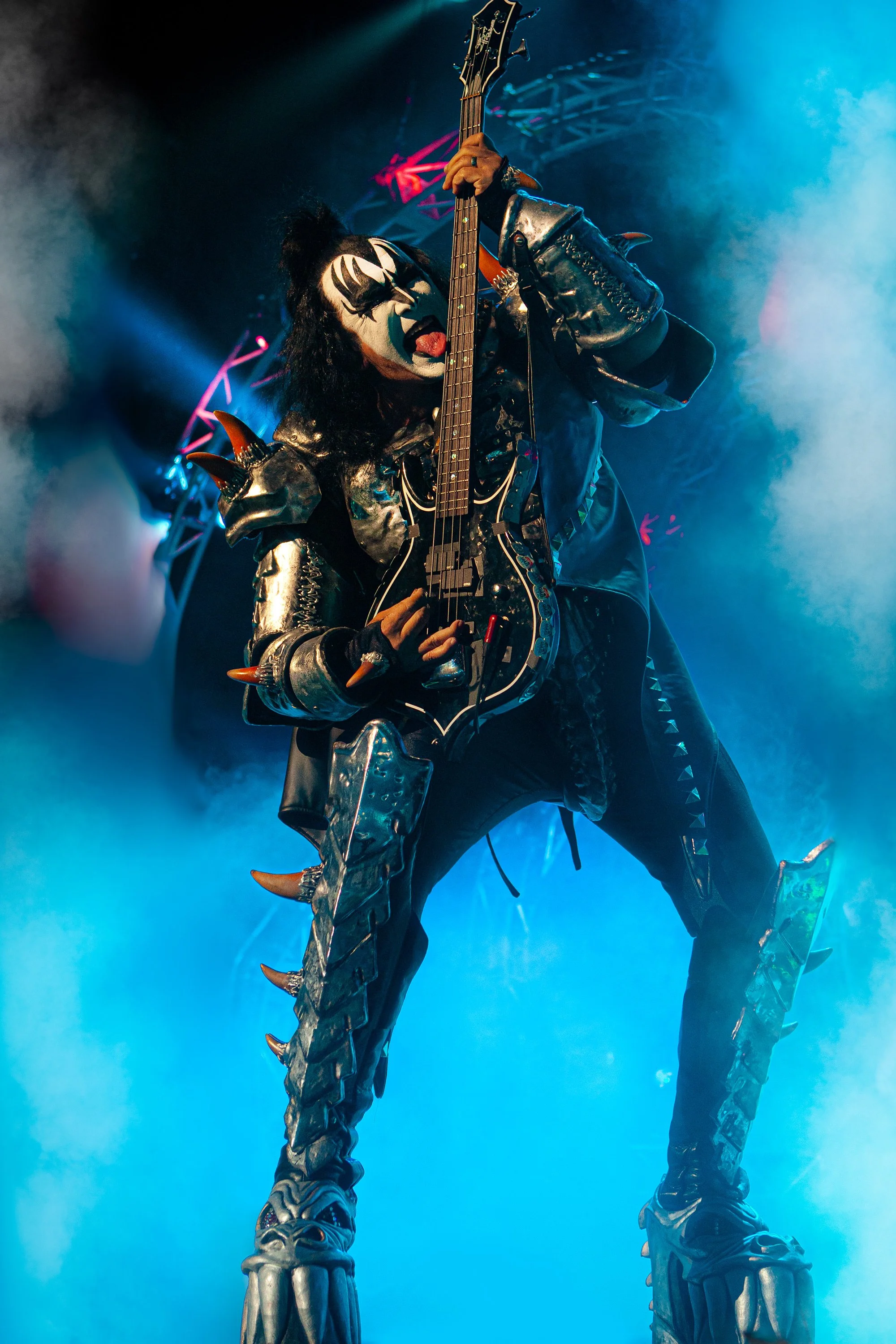 rue-morgue-records-gene-simmons.jpg
