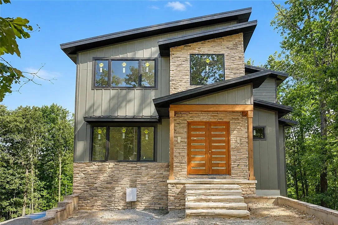 Zillow Link attached