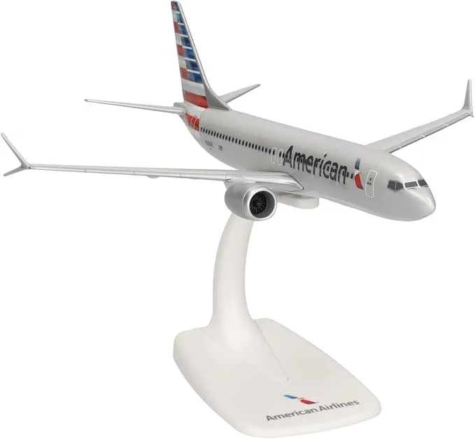Daron Skymarks American 737-800 New Livery Model Kit (1/130 Scale)