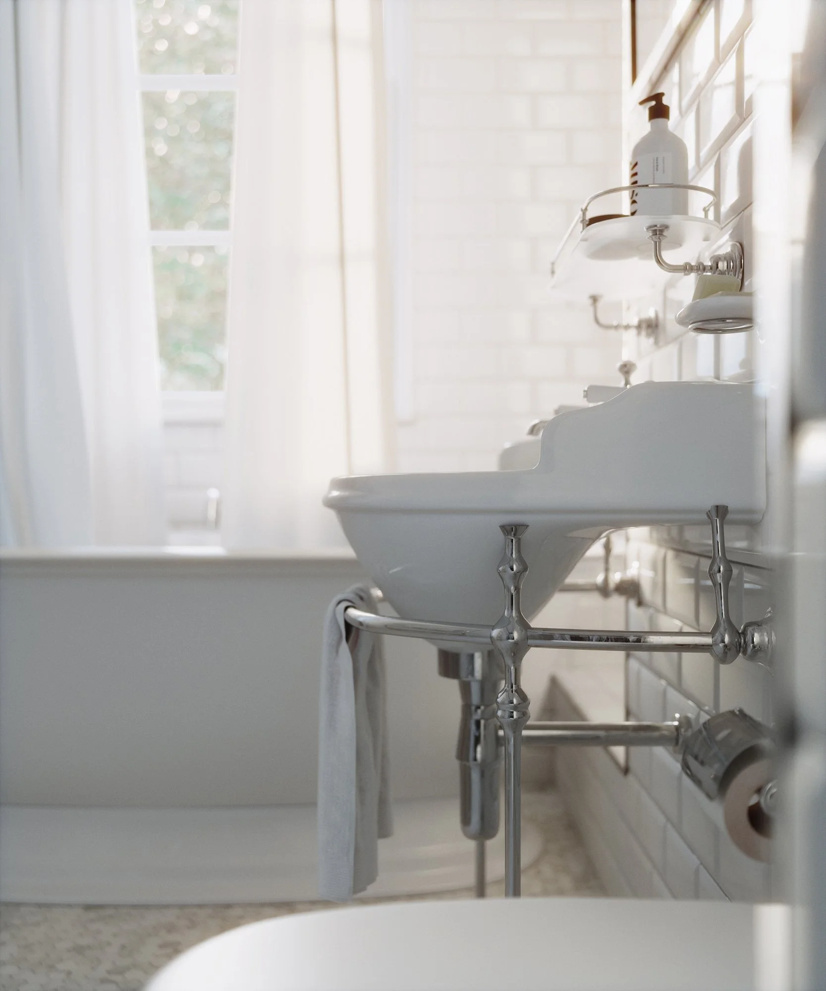 Classic london-style bathroom_02.jpg