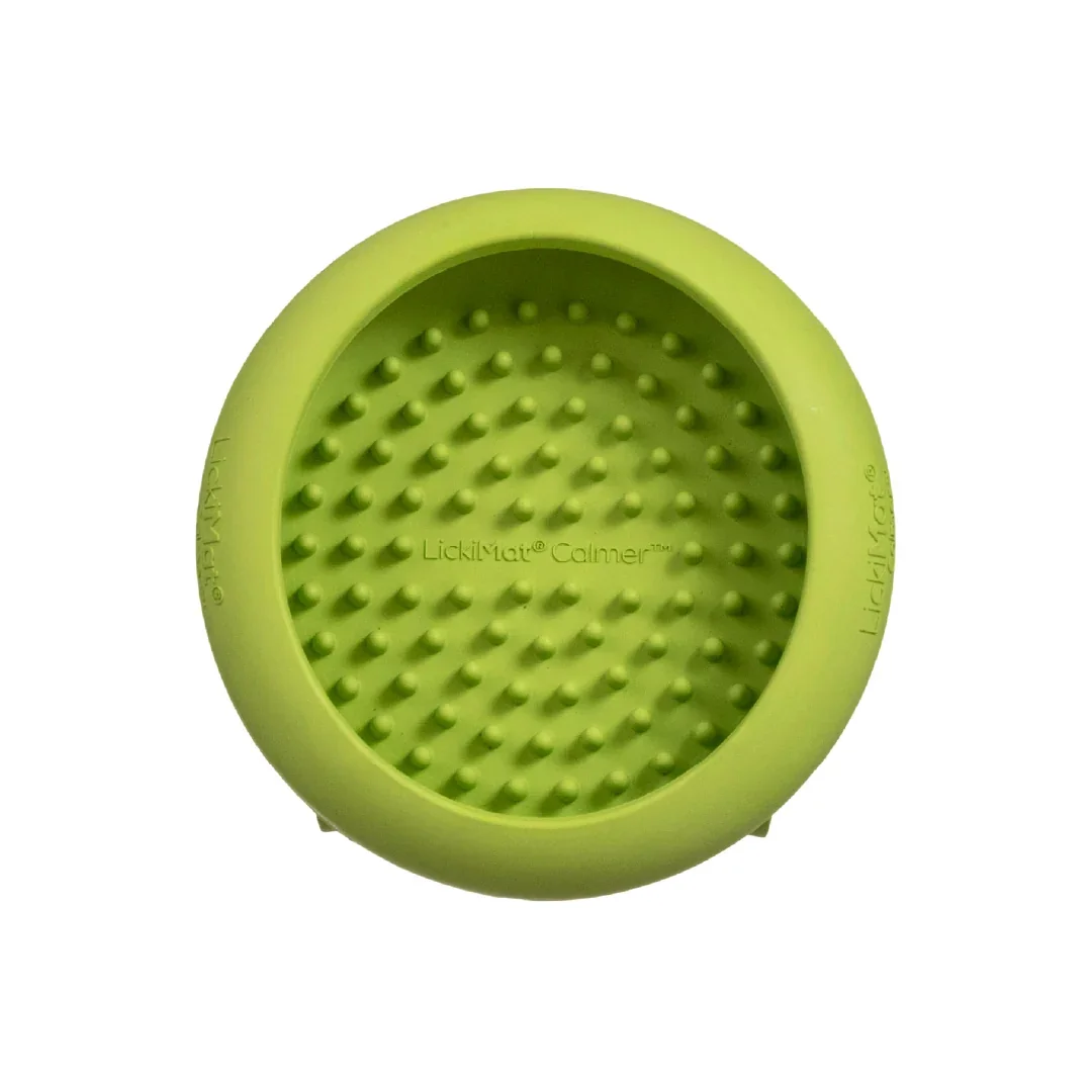 lickimat-cratemate-mini-dog-lick-mat-01.webp