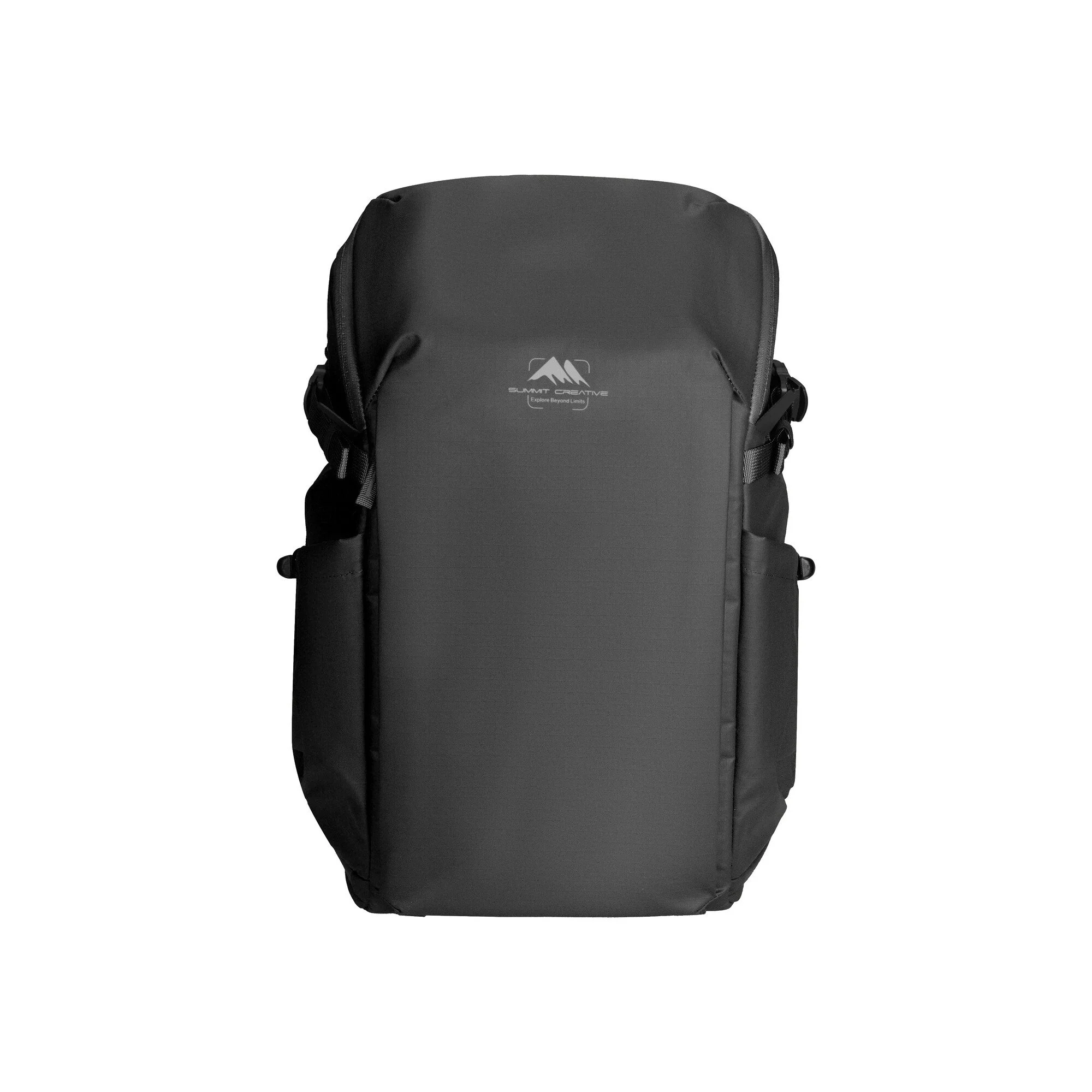 Schwarzer Rucksack für Kamera-Ausrüstung mit minimalistischem Berg-Logo und Text 'Summit Creative'.