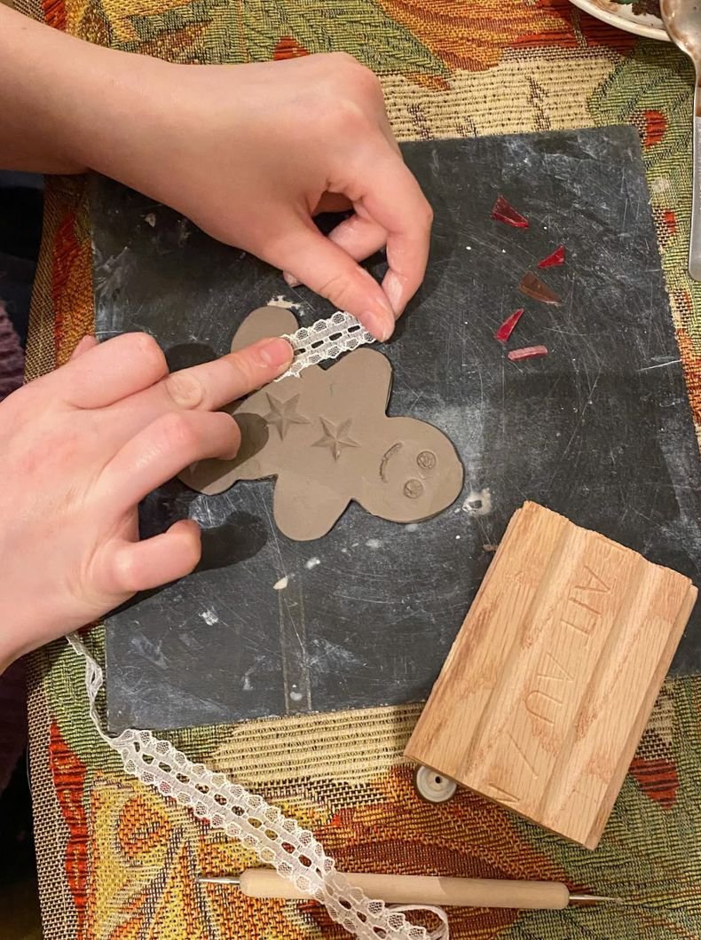 Atelier de poterie de Noël avec Terramiel