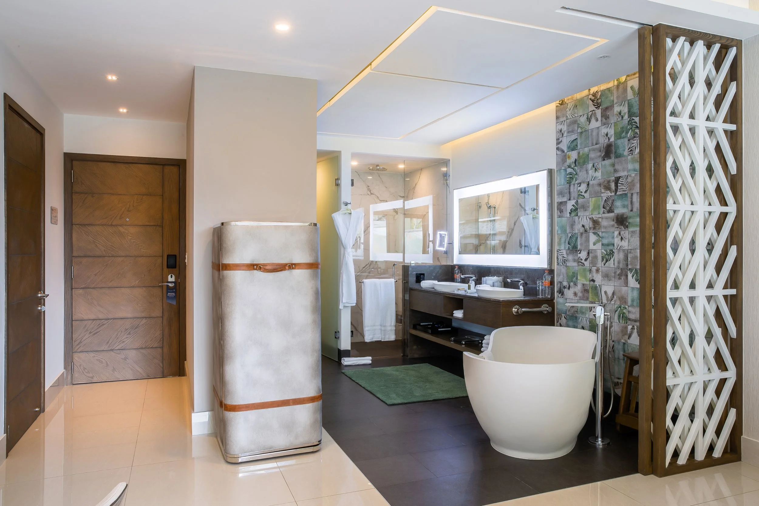 gallery_garden-junior-suite_5.jpg