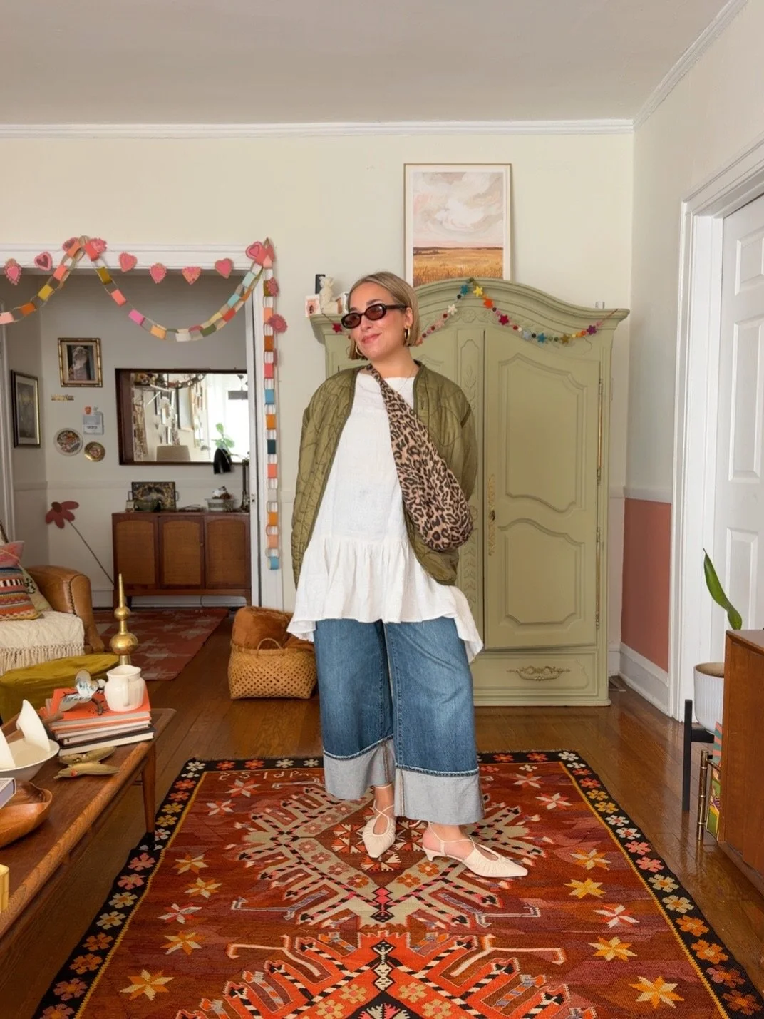 there is no better time to exist than fall tbh 🥰🍂 

@leahgracemargaret babydoll dress (deets further back on the grid!)
@madewell super wide leg jeans
vtg military liner
@maguireshoes Rafael pumps* LITERALLY SO GOOD I LOVE!! 
@bfpatterns #bfbestieb