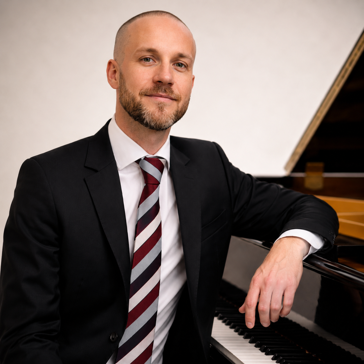 Anthony van den Broek, Principal Lecturer and AMEB examiner