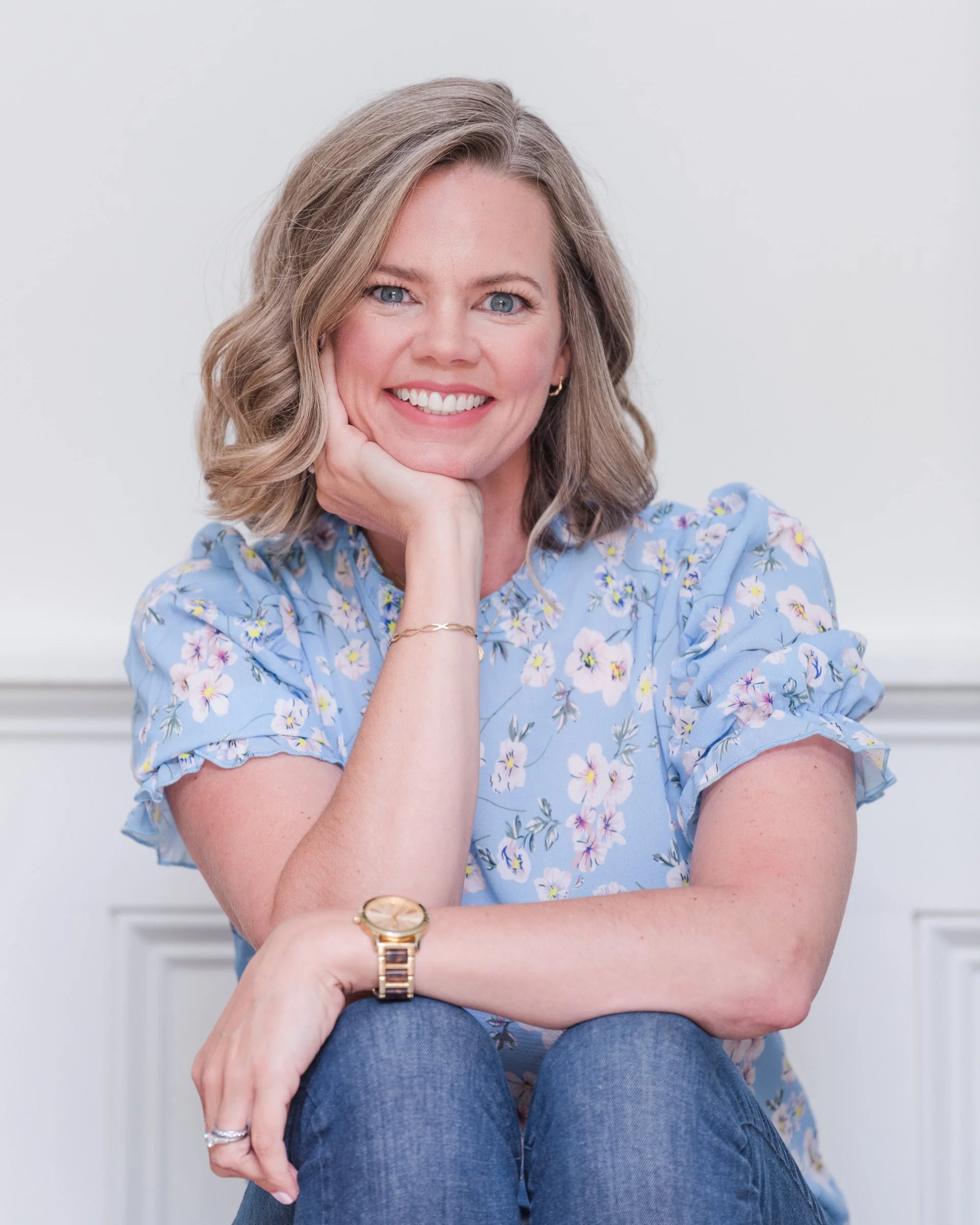 Maggie Brittain, host of the Less Clutter. More You. podcast