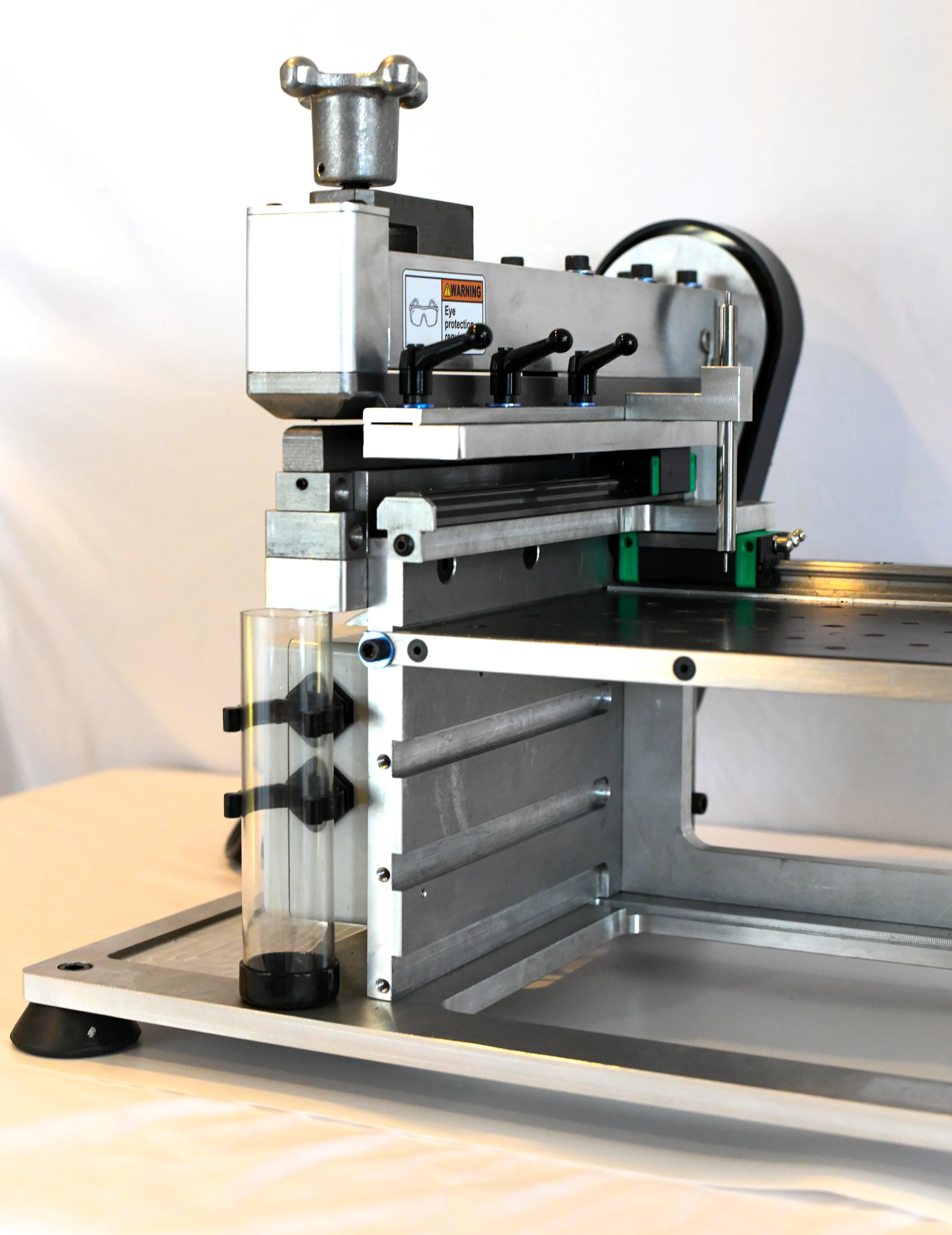 MATERIAL HANDLING:
Mild Steel Shim Capacity: .001 to .03 Thickness / Plastic and Other Soft Materials: Up to .062 Thickness