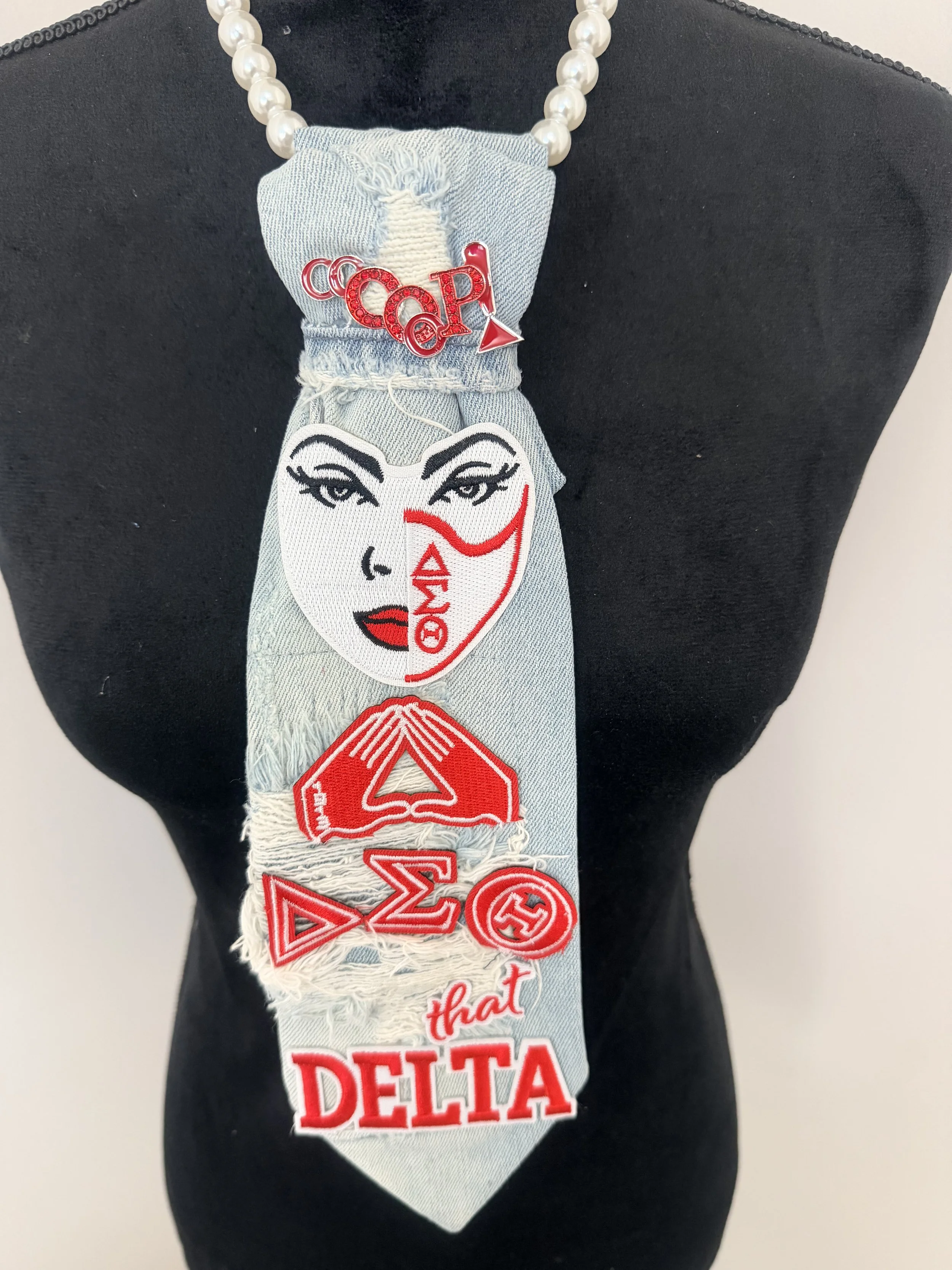 DENIM DELTA NECKTIE