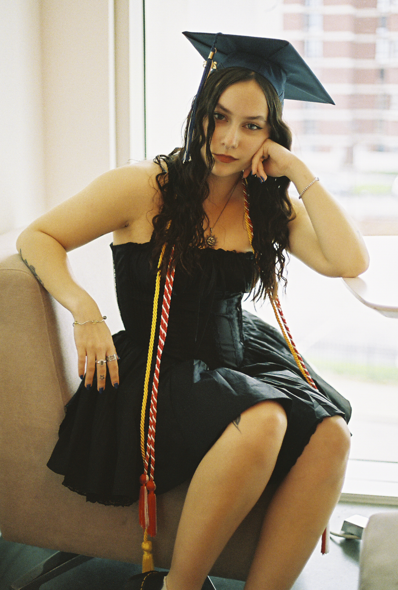 BD-GRAD-2025-10.png
