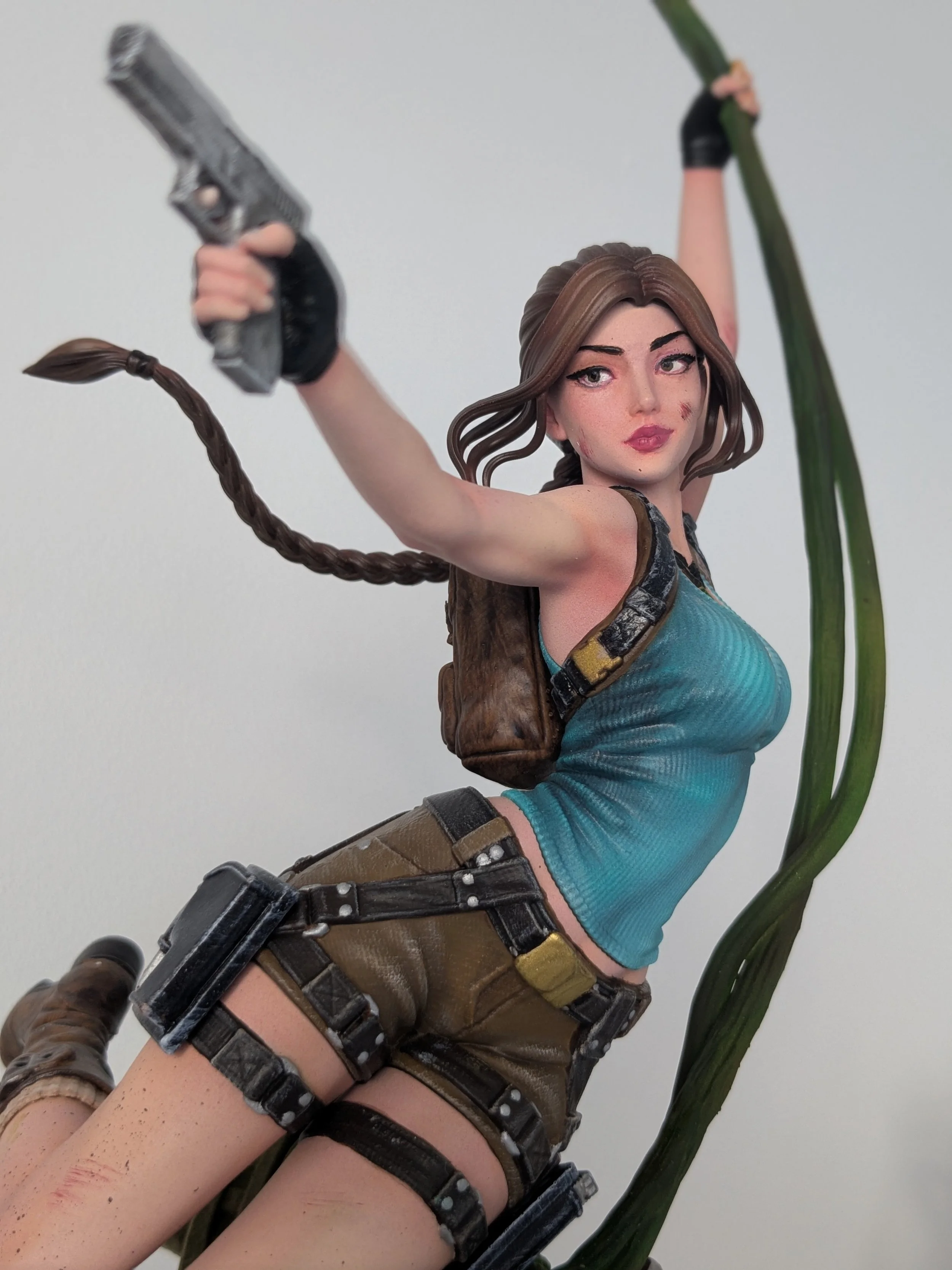 COMMISSION: Lara Scale Figure