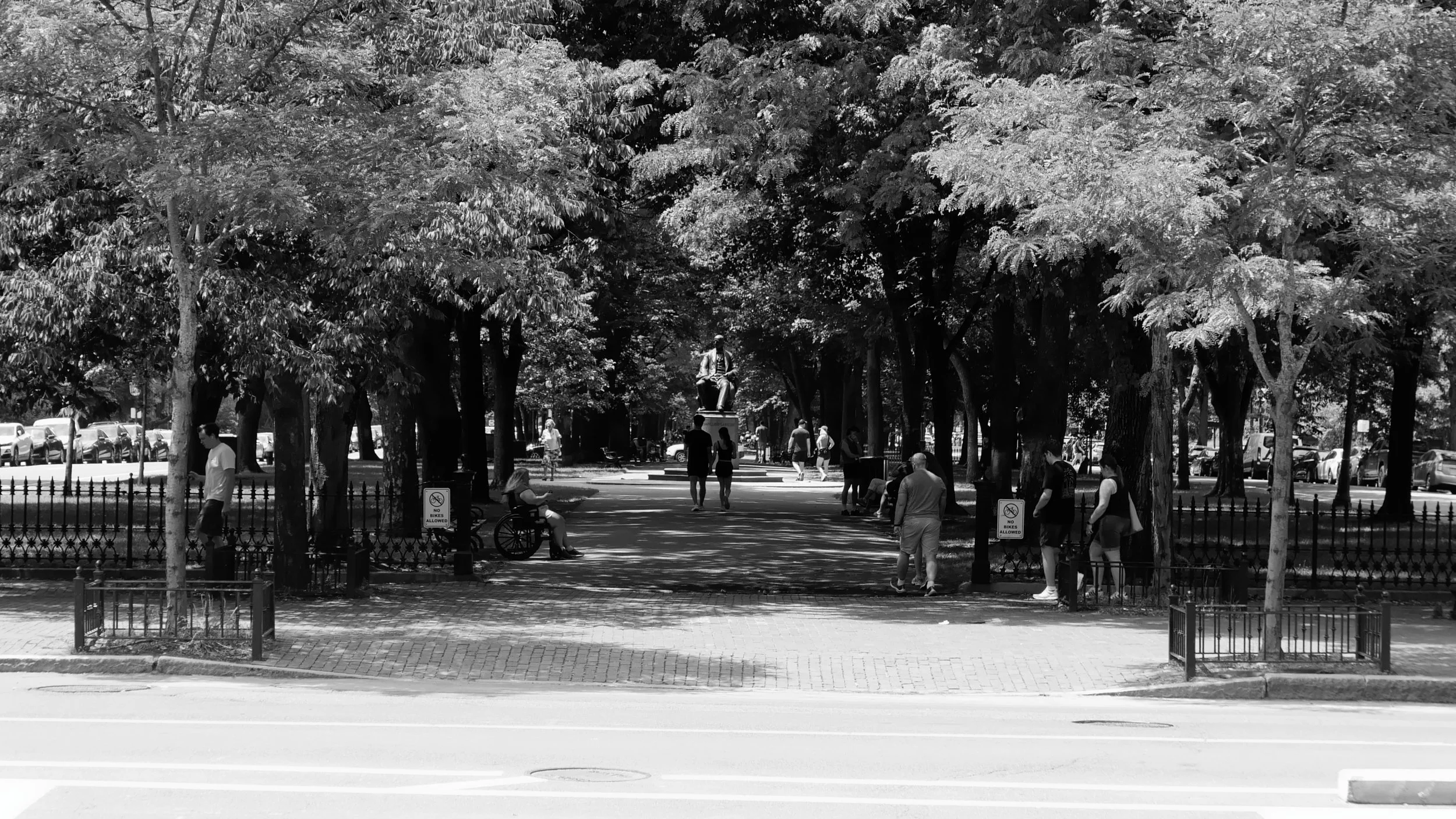 P1034471comm ave.jpg