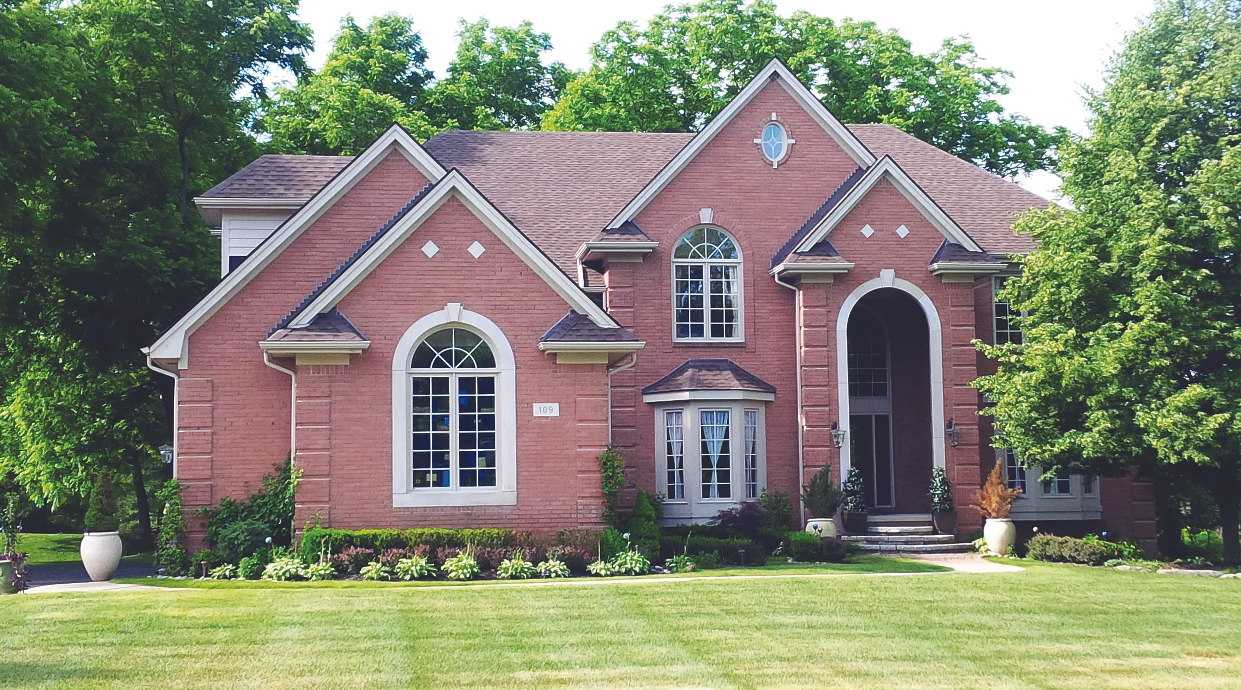 Minie Sachdeva 248-652-9740