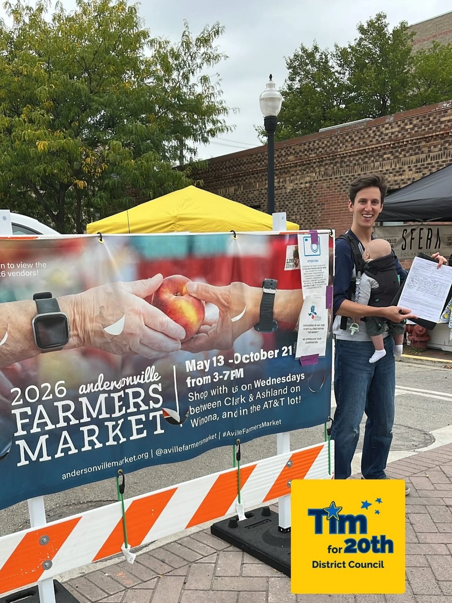 We had a great time petitioning at the @avillefarmersmarket today! Especially hearing from so many of you about YOUR vision for policing in the 20th District. 
.
Let&rsquo;s keep the conversation going - reach out to me directly at tim@timfor20th.com