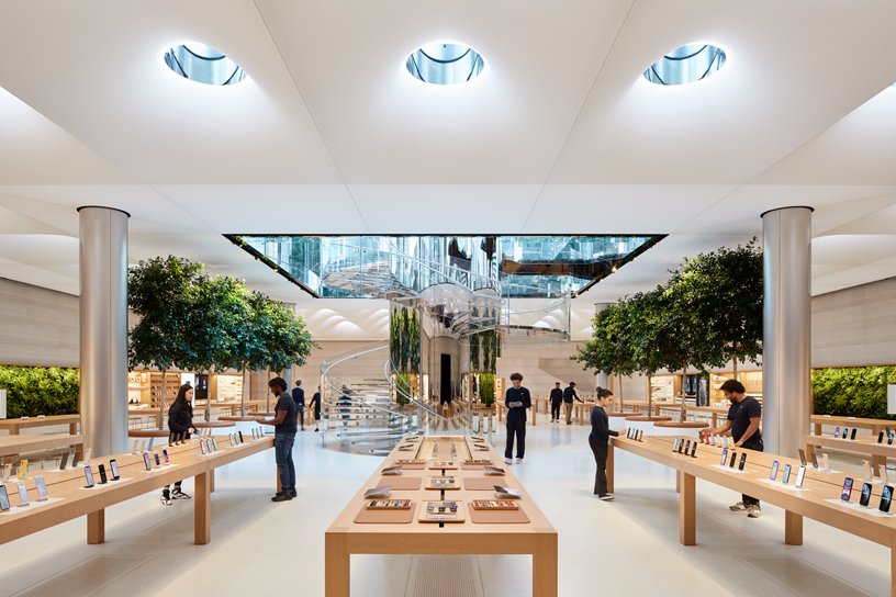 Apple Retail