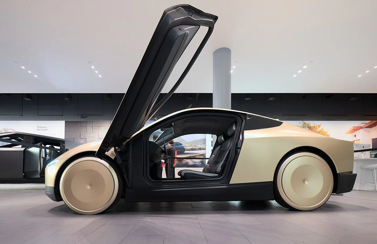Cybercab vs. Tesla Robotaxi: What’s the Difference?