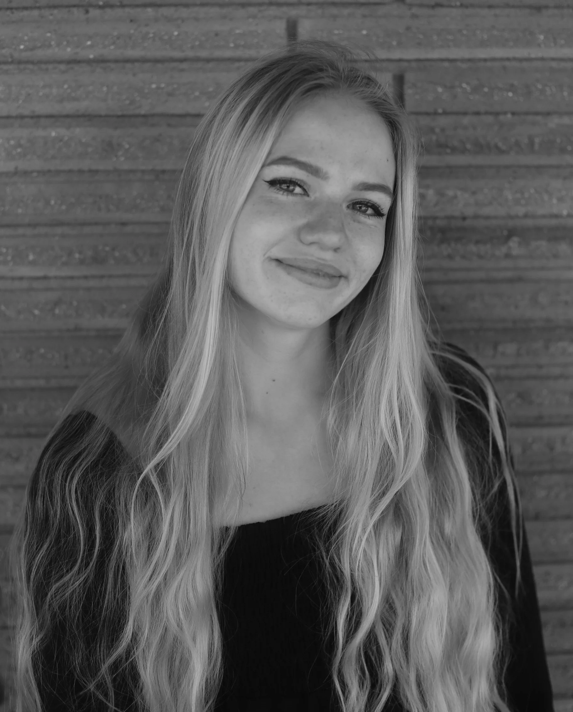  Blu Germaine 
 Registered Dental Assistant
 
 
Blu grew up in the Methow Valley, where winters meant skiing and summers meant floating the river. Those early years gave her a love for being outside and a strong connection to the close-knit community