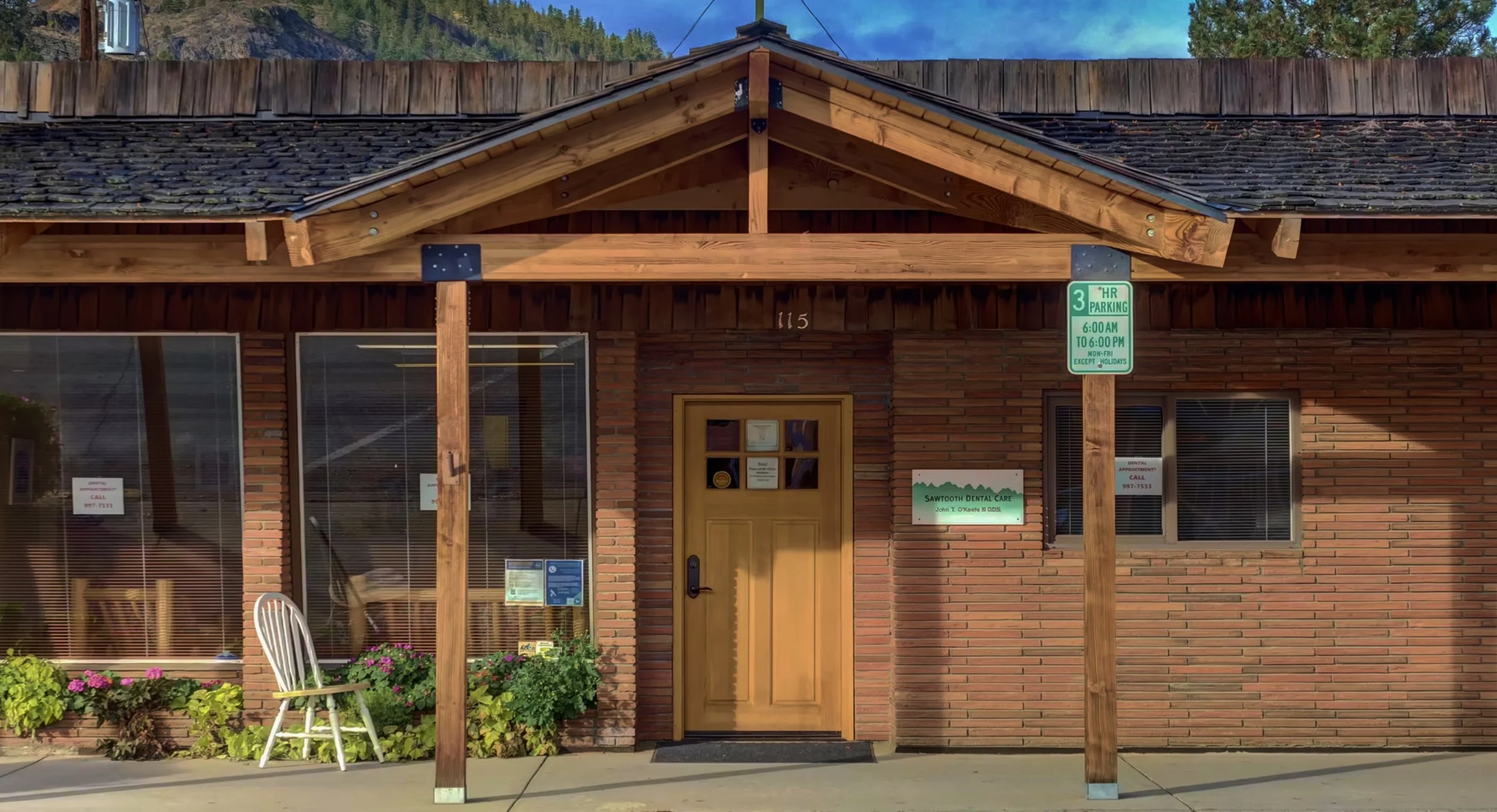 sawtooth-home3.jpg