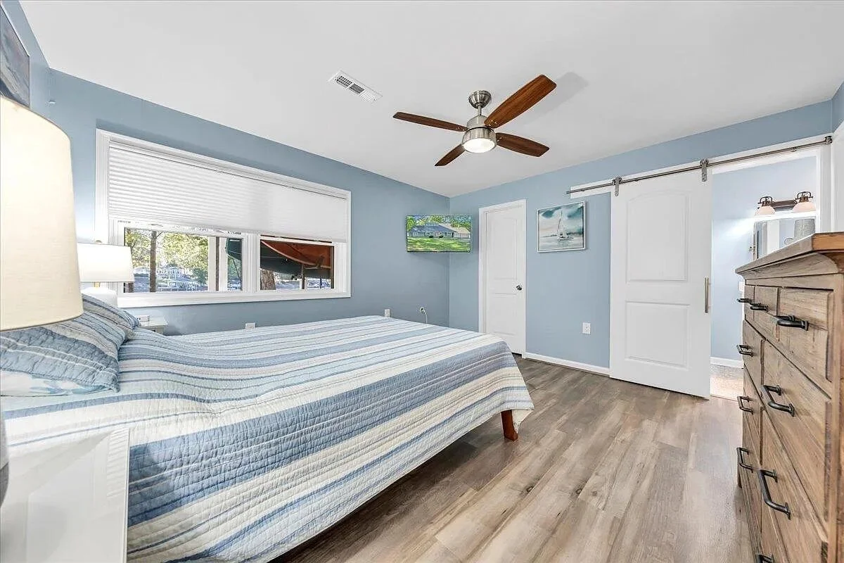 Downstairs Bedroom.jpg
