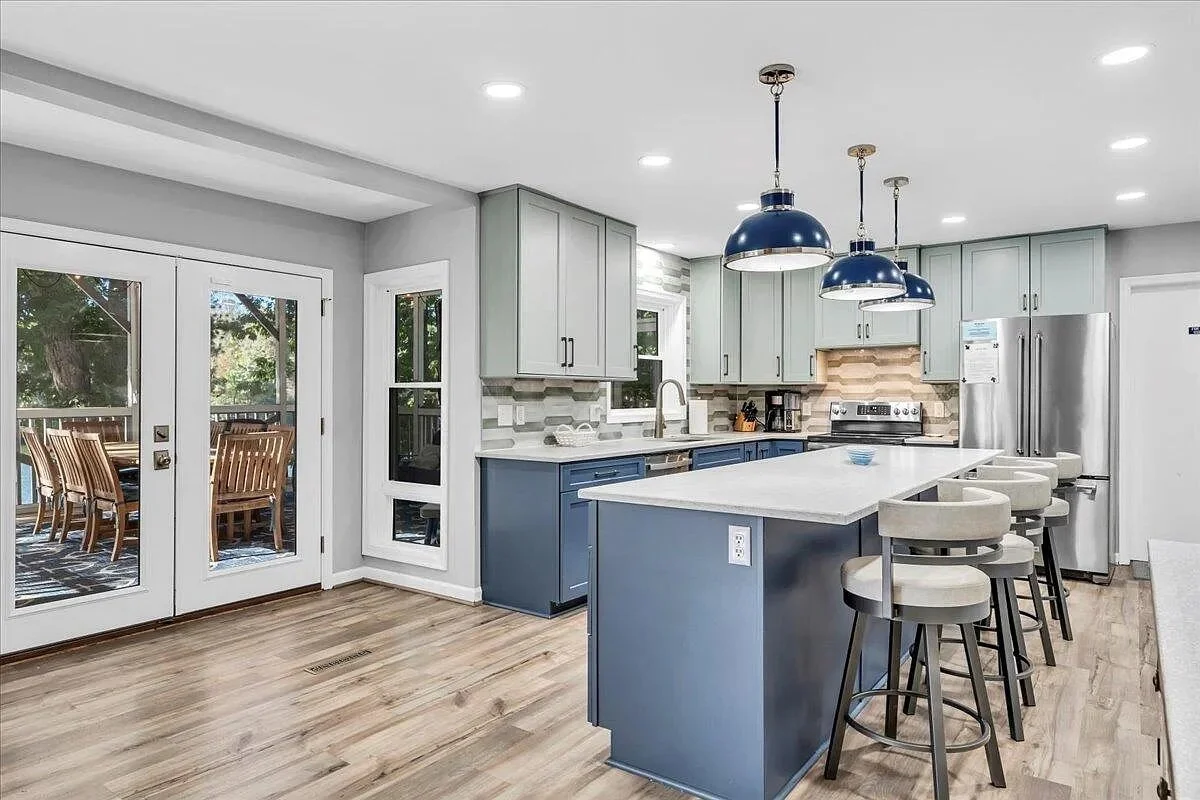 Kitchen 1.jpg
