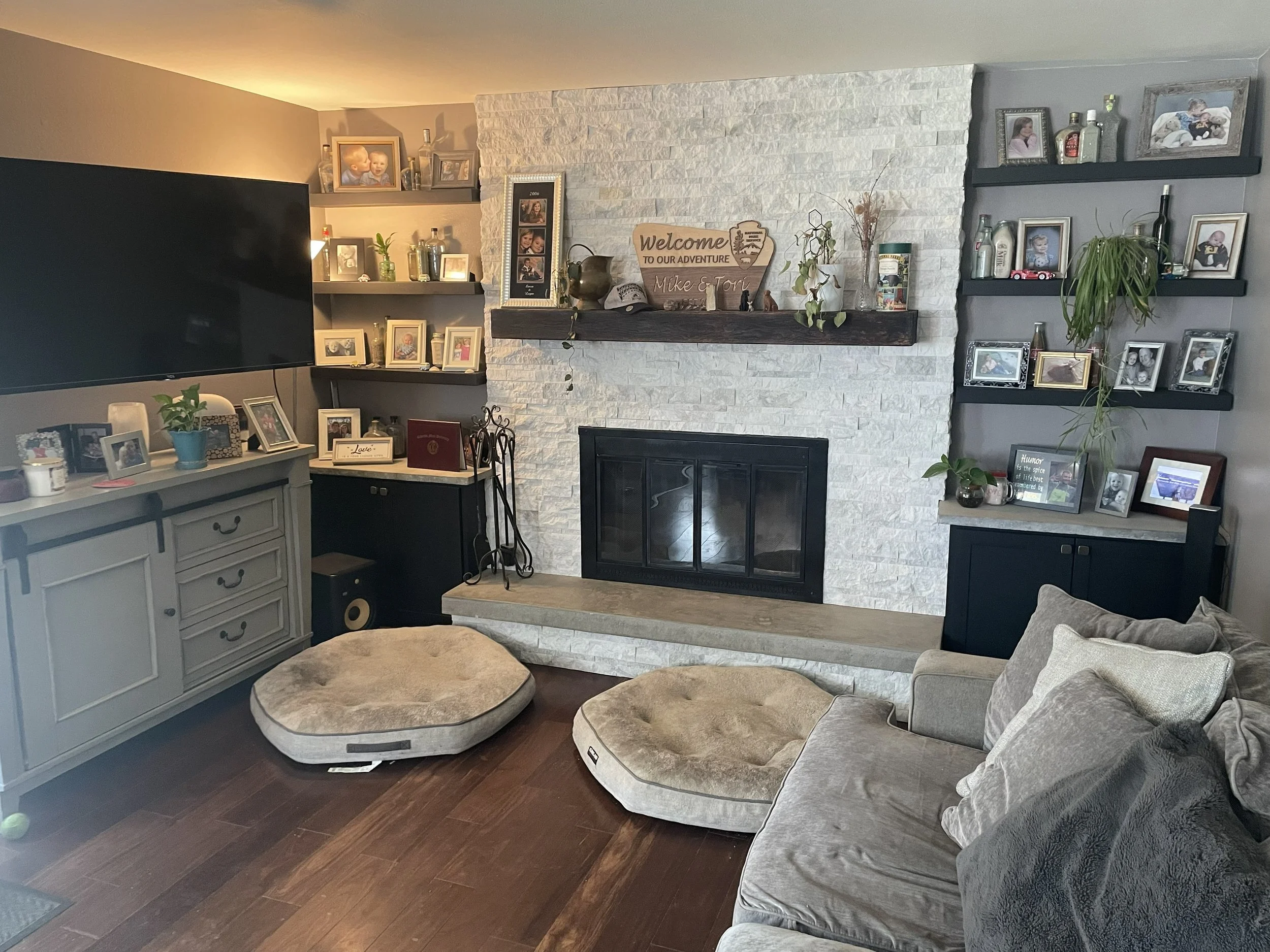 LIVING_ROOM2.jpeg