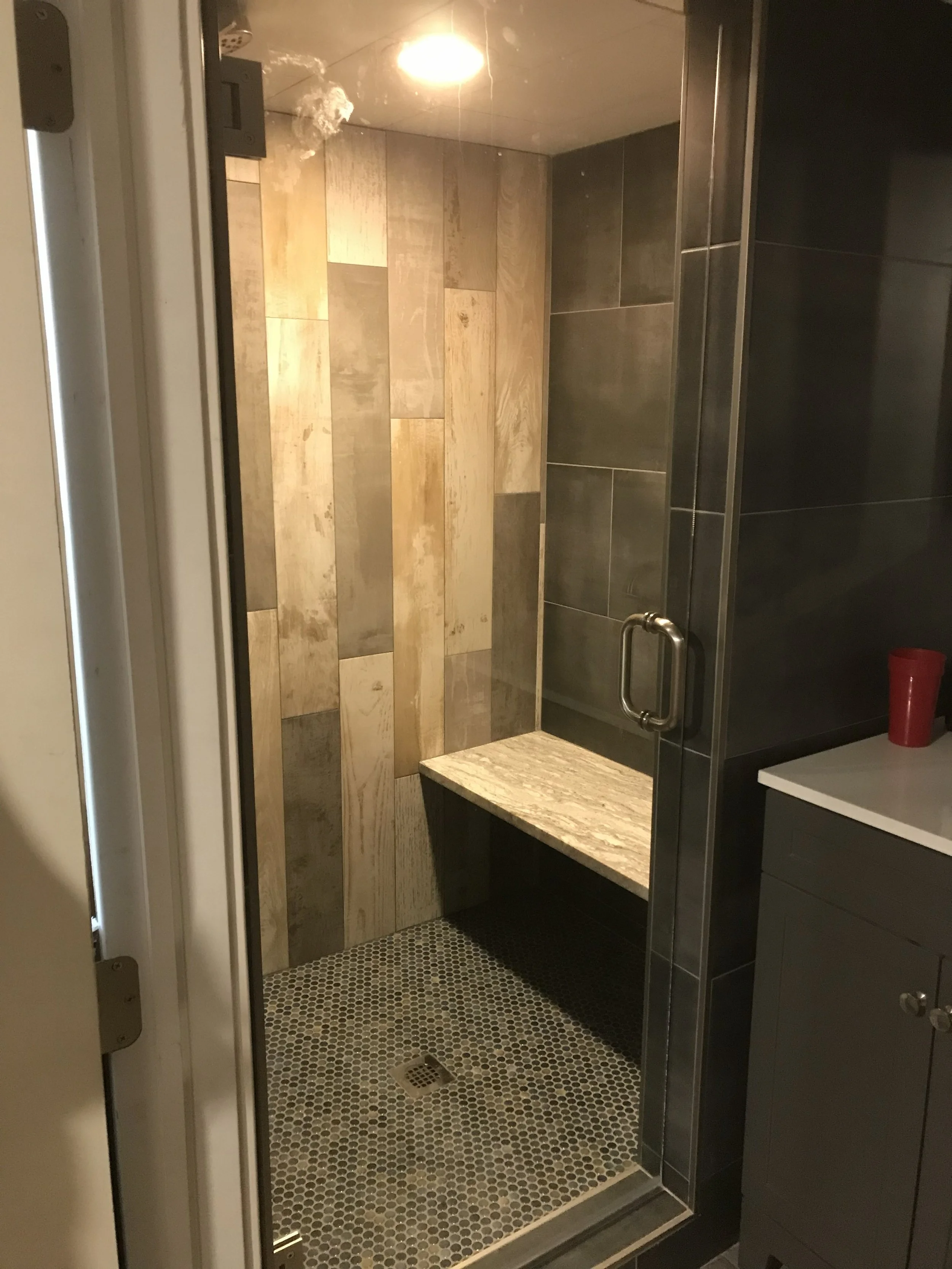 DOWN_SHOWER.jpg