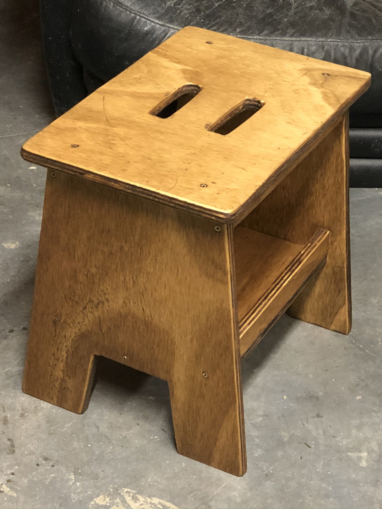 tool_stool.JPEG