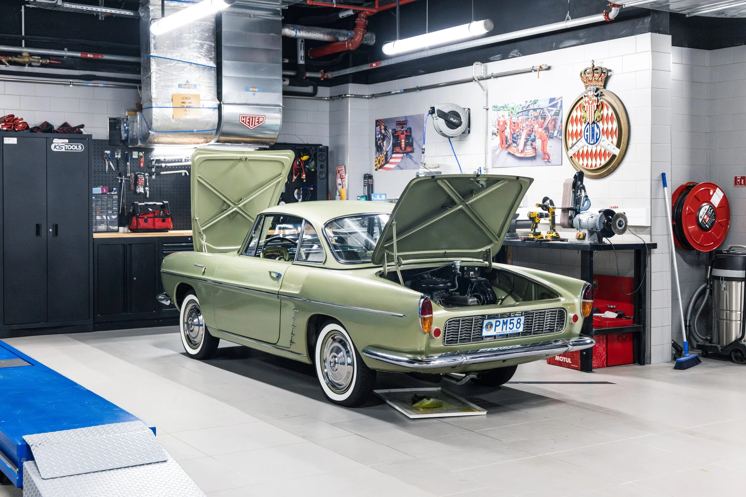 SS-La collection automobile de S.A.S le prince de Monaco-19.jpg
