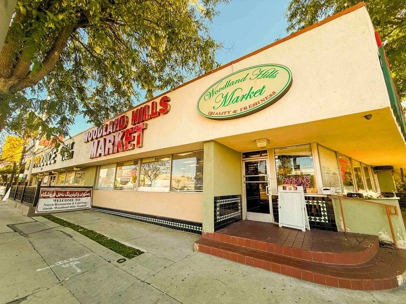 19964_Ventura_Blvd_Front_Exterior.jpg