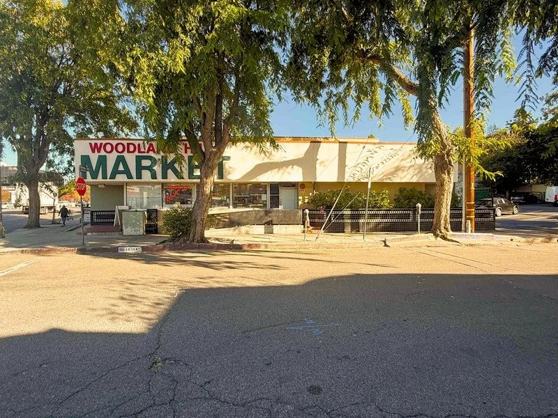 19964_Ventura_Blvd_Wide_Exterior.jpg