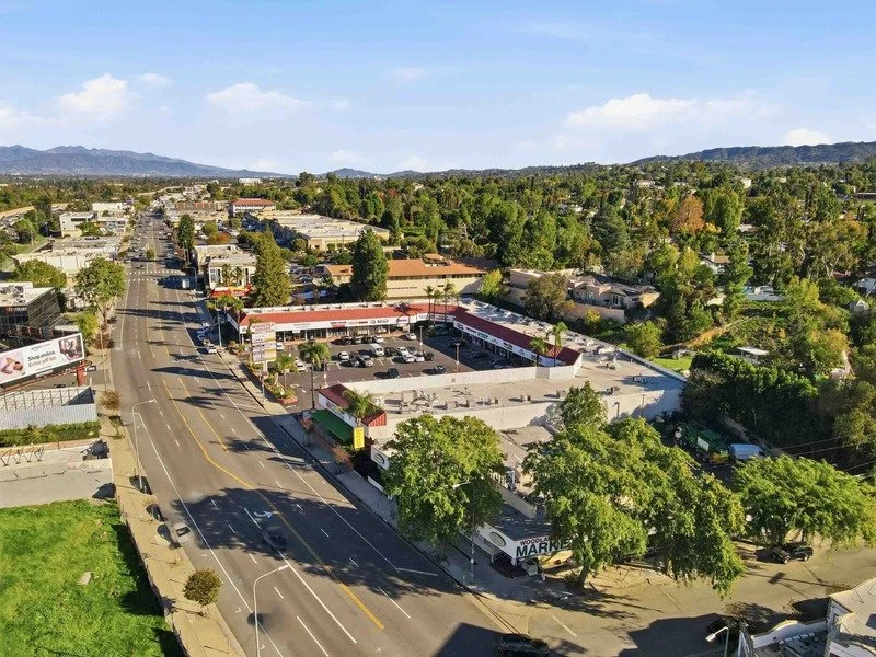 19964_Ventura_Blvd_Aerial_Ventura_Blvd.jpg