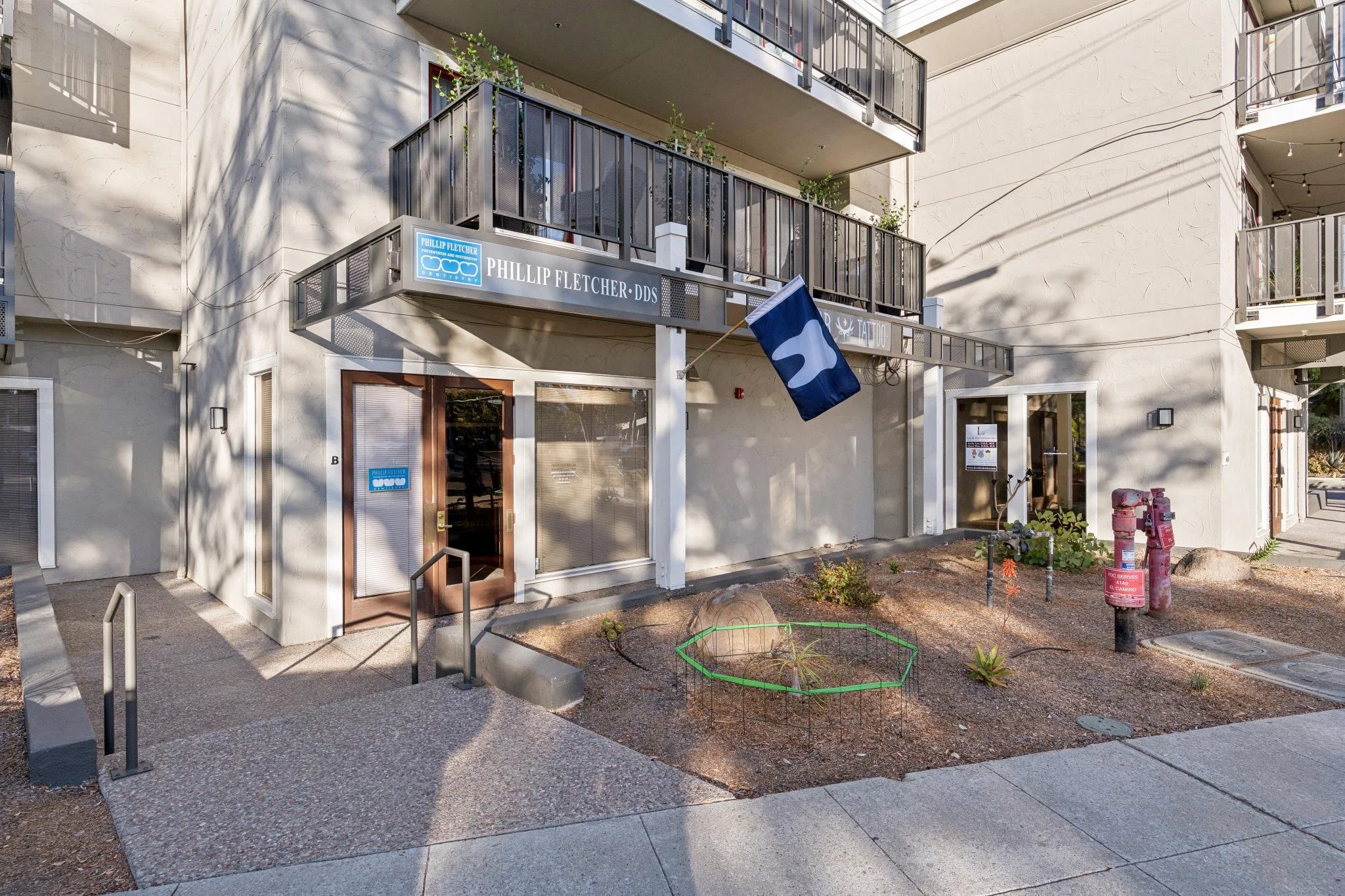 102-4157-el-camino-way-e.94437.pcom.033.jpg