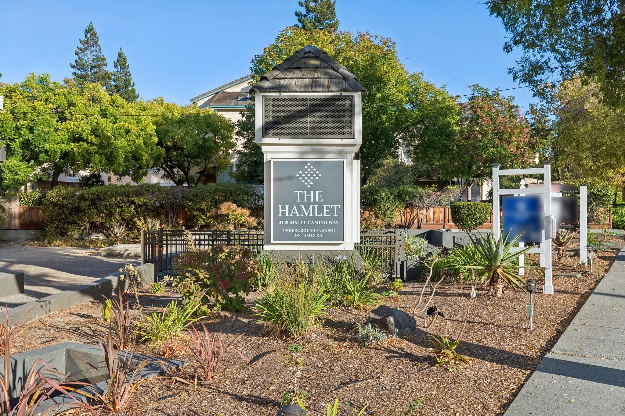 108-4157-el-camino-way-e.94437.pcom.037_mls.jpg