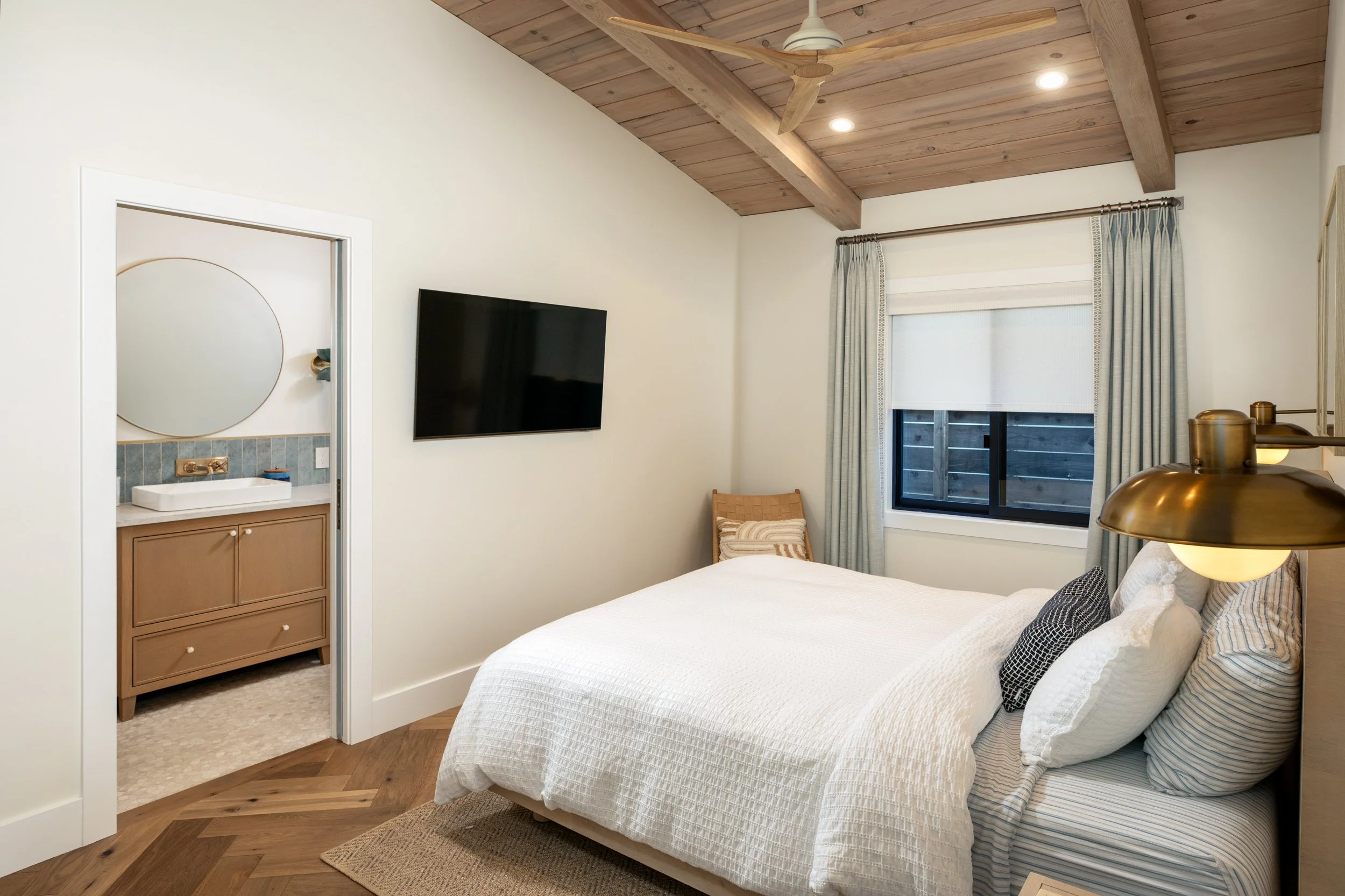 26-Beach_Matt_Anello-0018-MLS.jpg