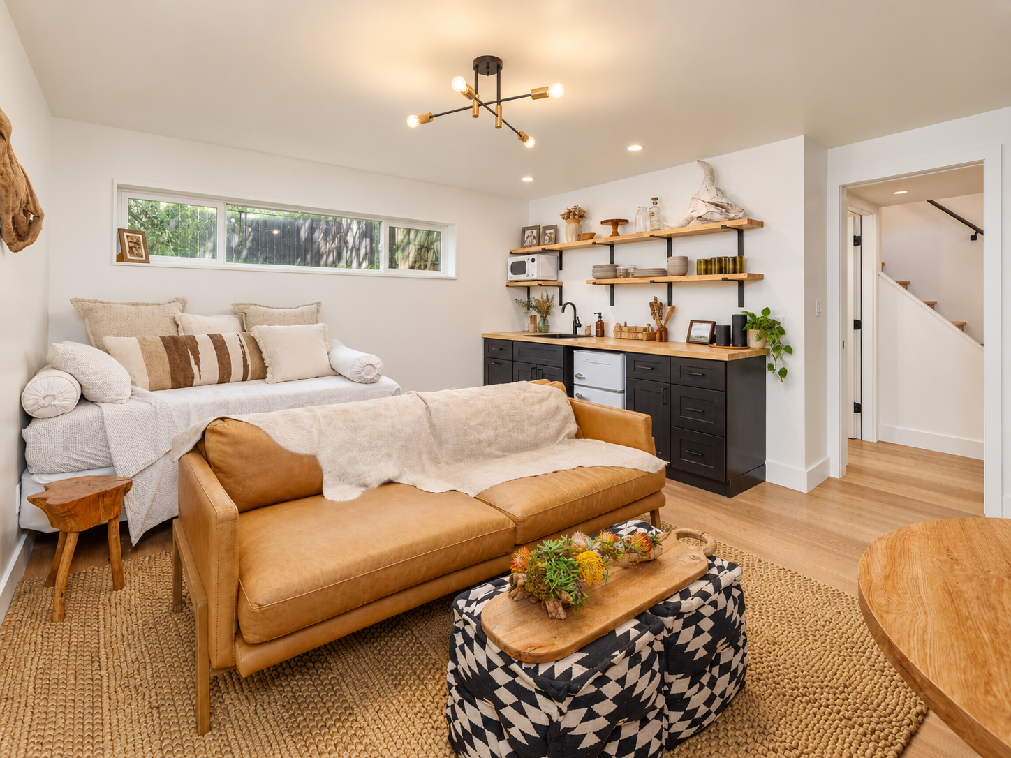 Studio/Fourth Bedroom