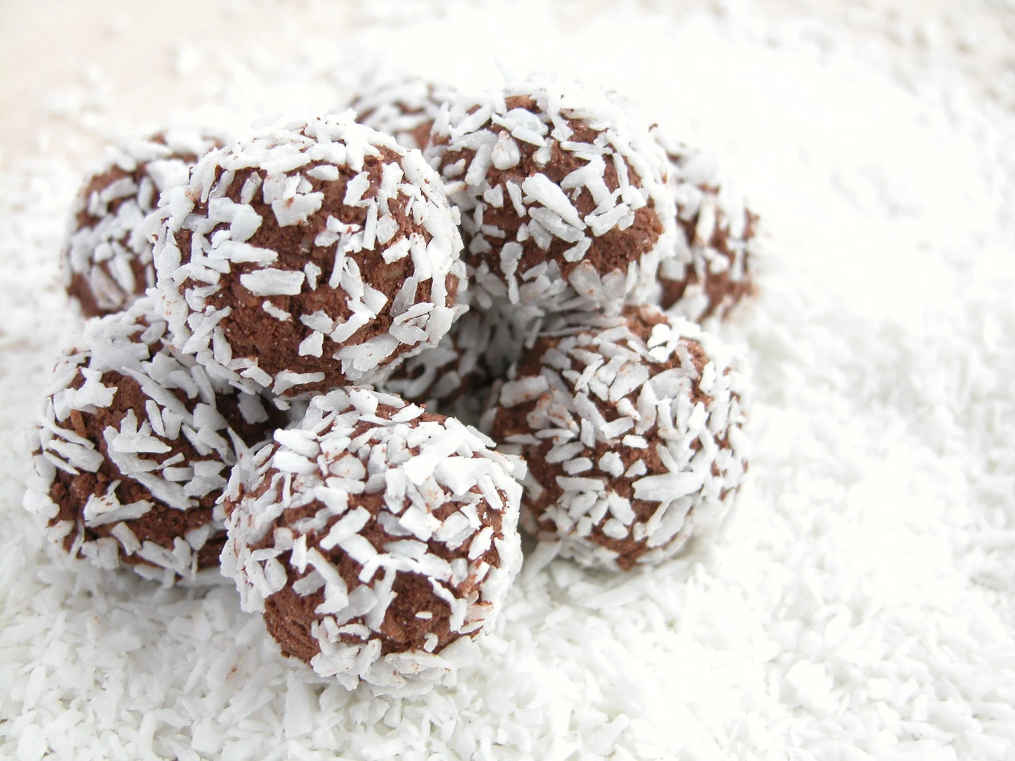 Coconut balls.JPG