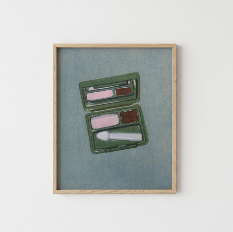 Framed Clinique Compact