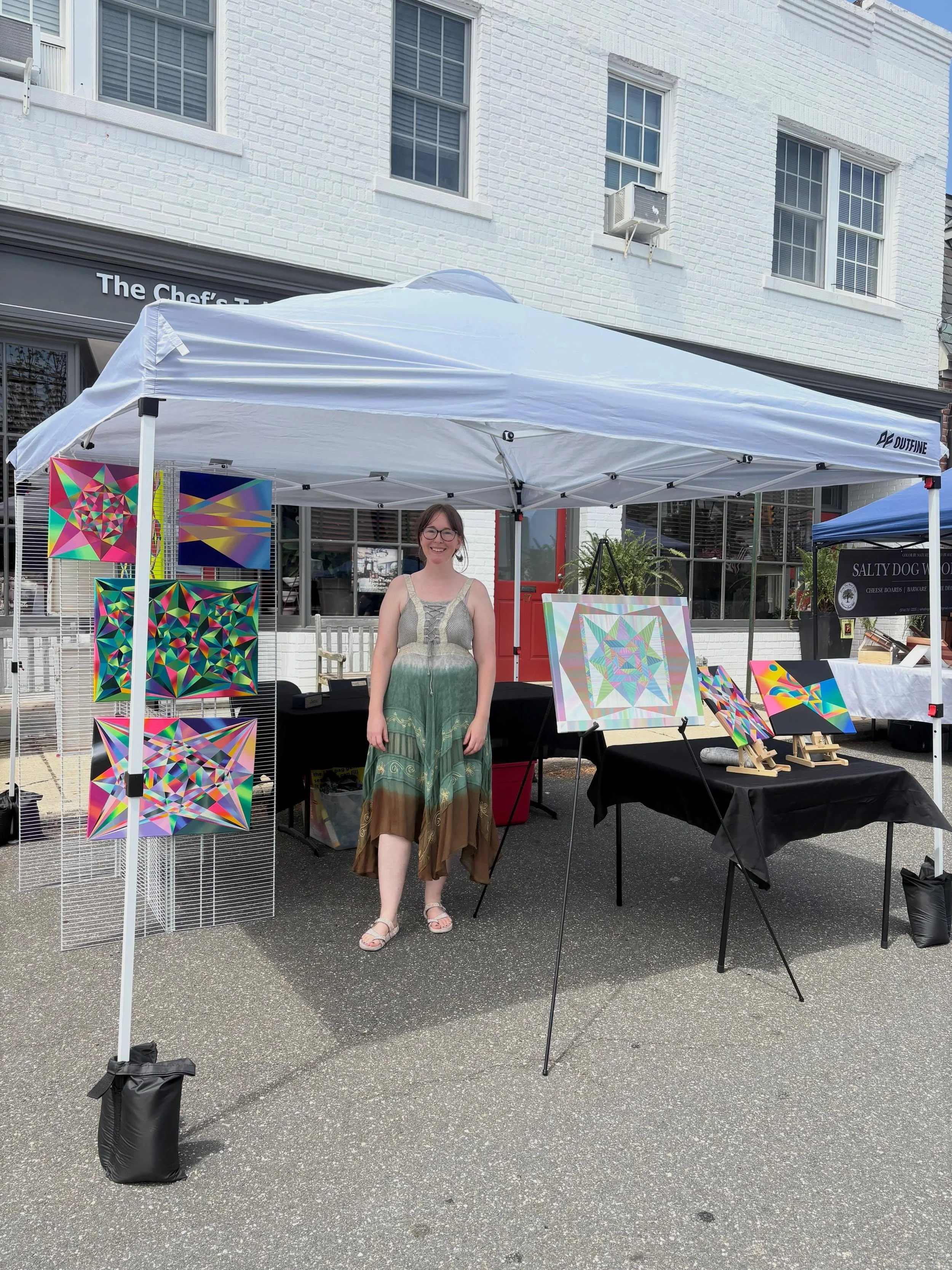 At the Locust Valley Art Walk🌞🌞🌞#art #artist #artshow #geometricdesign #artwork
