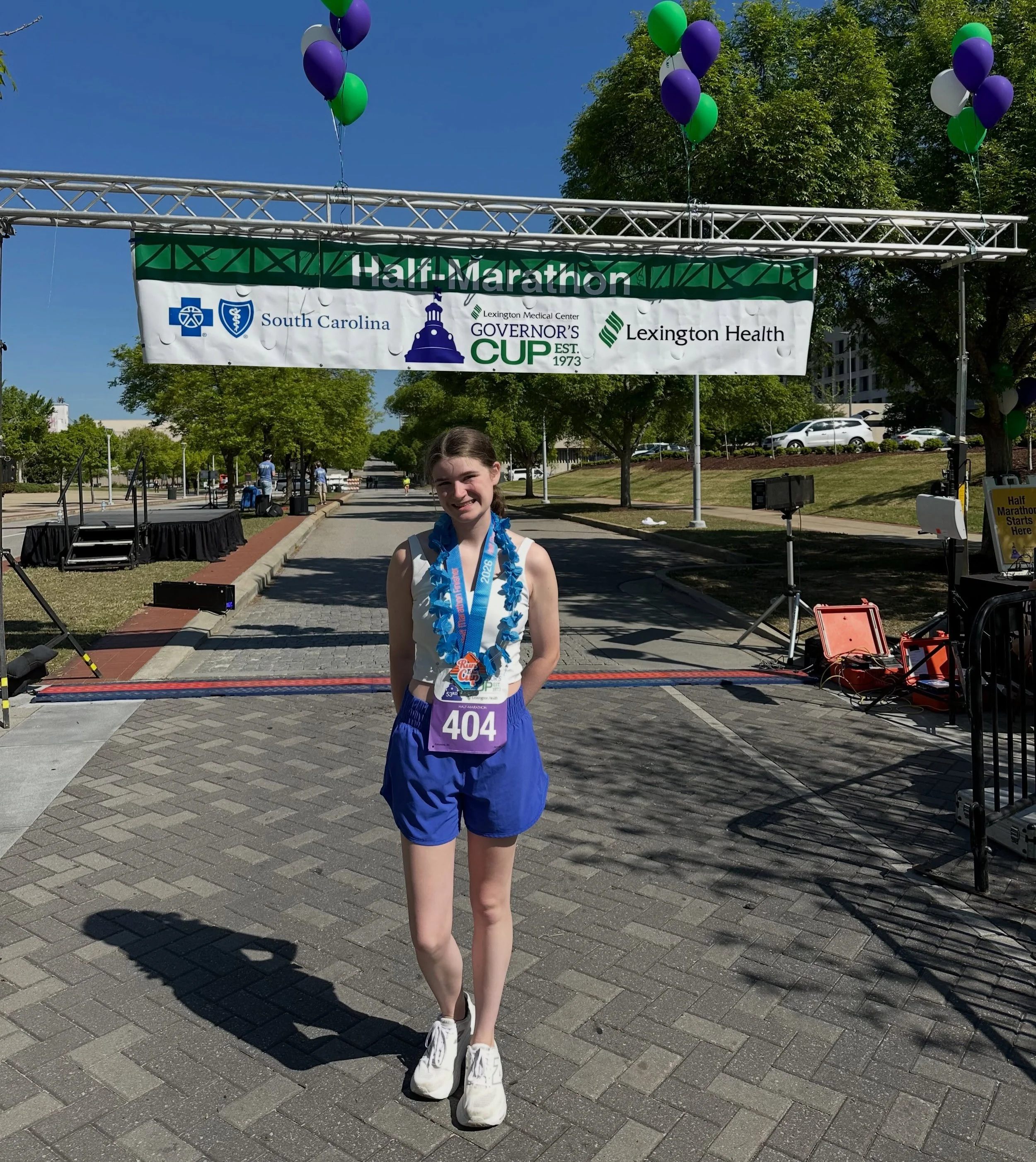 BESTIES!

We could not be more excited to announce to you that our movement club is growing!

Meet Courtney: our very first Hey Bestie Ambassador.

Courtney has been one of our most consistent members over the last few months, and she has loved our c