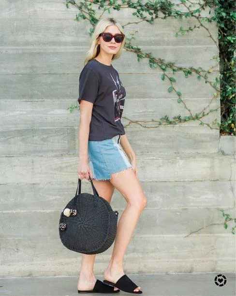 gqkr51-l-610x610-shoes-tumblr-mules-slide+shoes-tote+bag-round+tote-bag-t+shirt-black+tshirt-skirt-mini+skirt-denim-denim+skirt-sunglasses.jpg