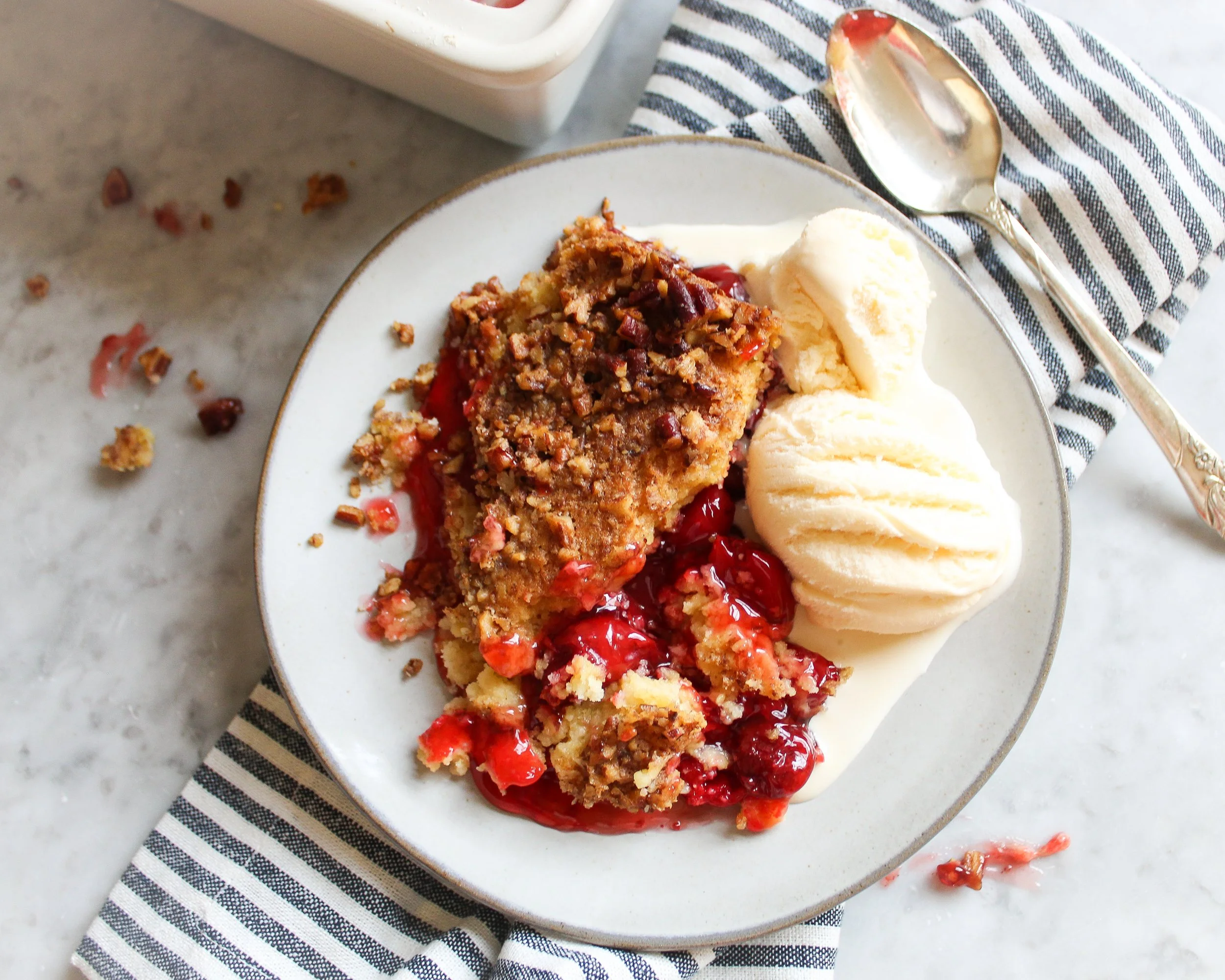 CHERRY DUMP CAKE