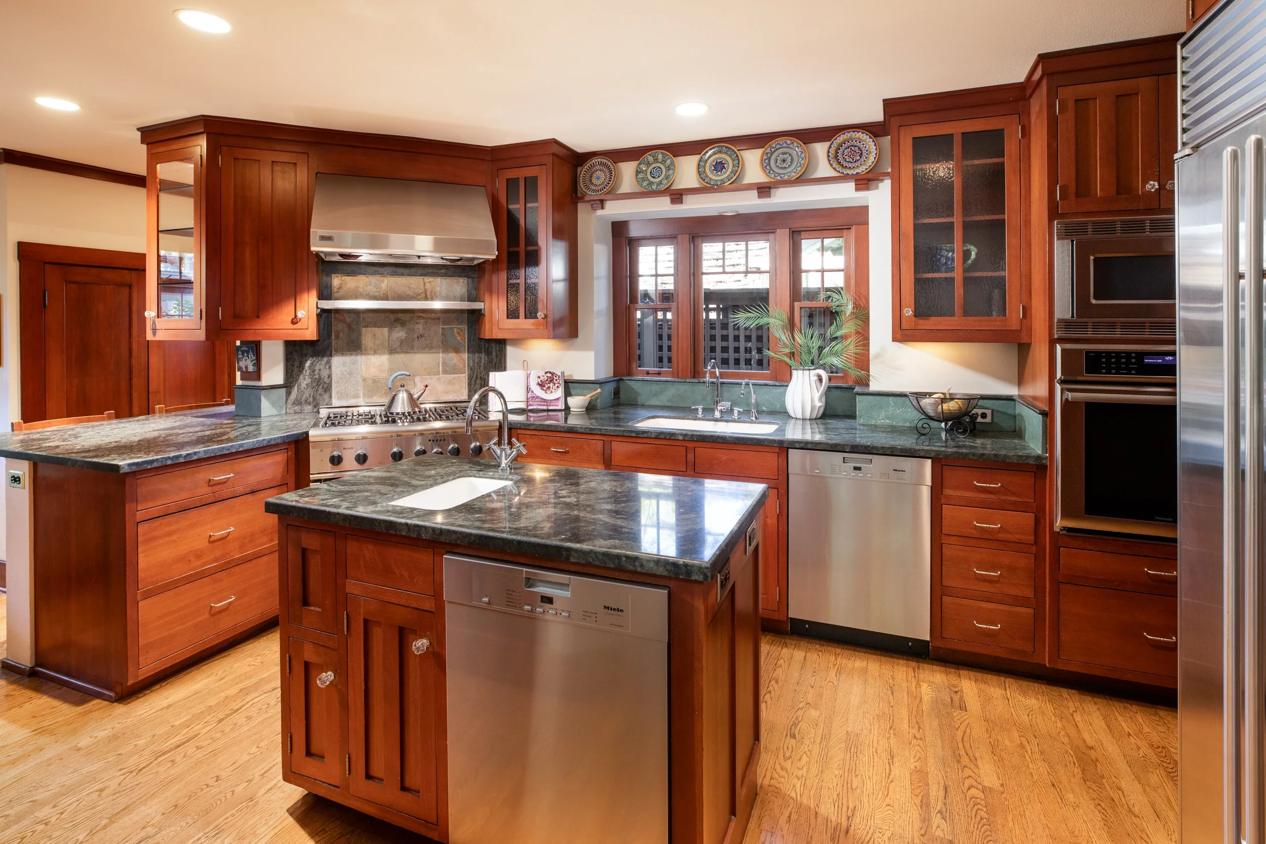 14-Tennyson_Matt_Anello-9752-MLS.jpg